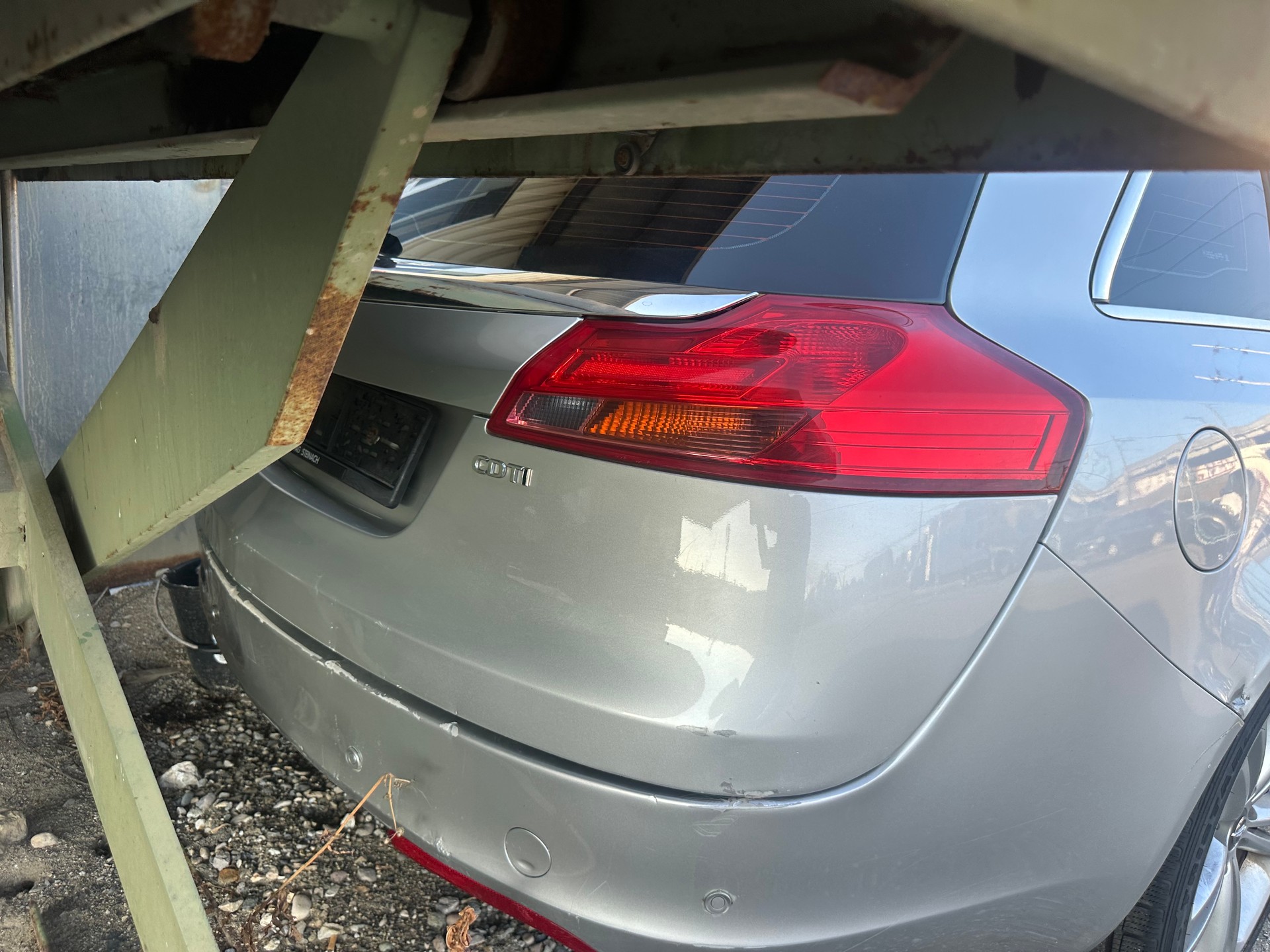 OPEL Insignia Sports Tourer 2.0 CDTI Edition Automatic-image-12