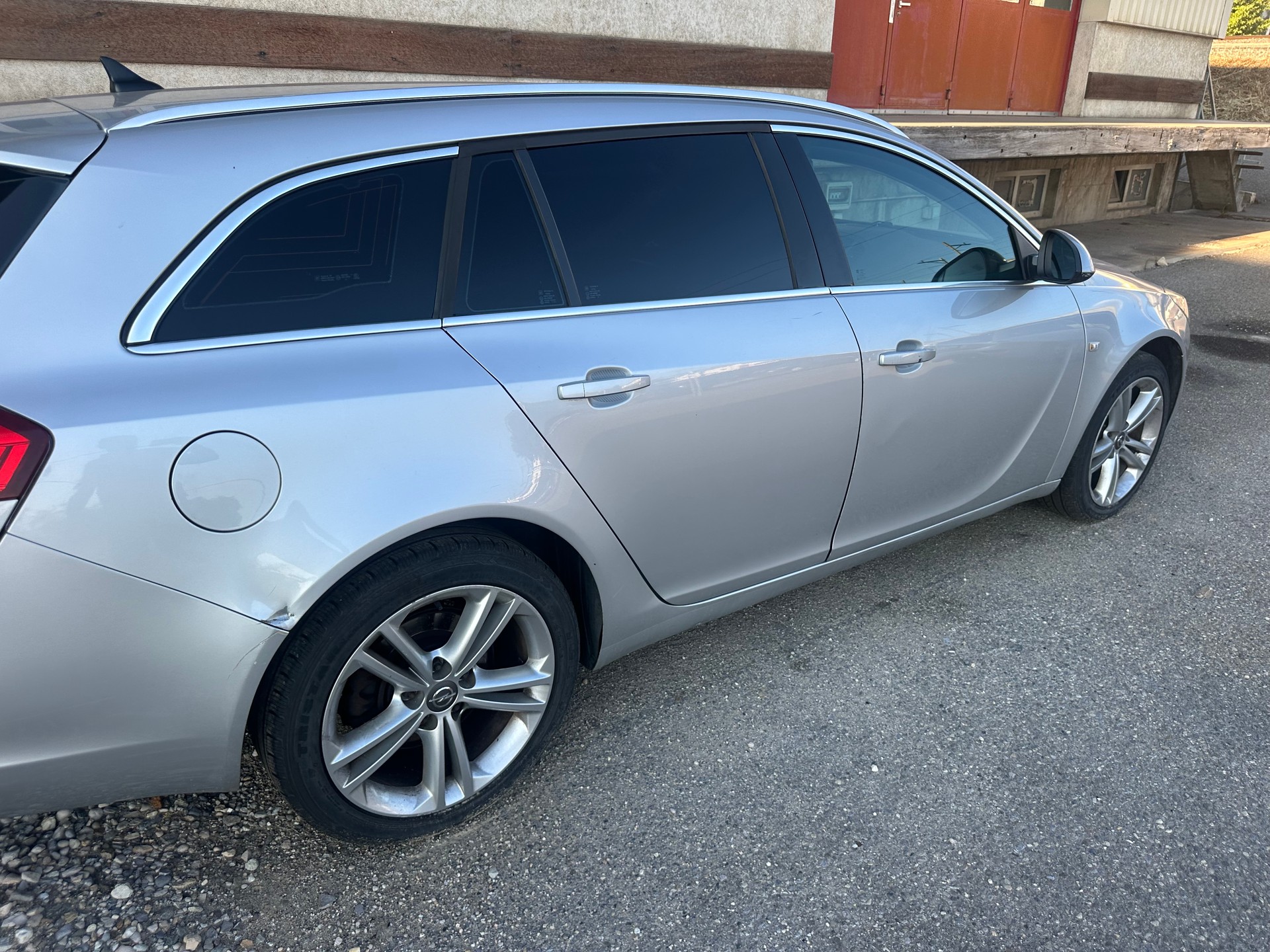 OPEL Insignia Sports Tourer 2.0 CDTI Edition Automatic-image-0