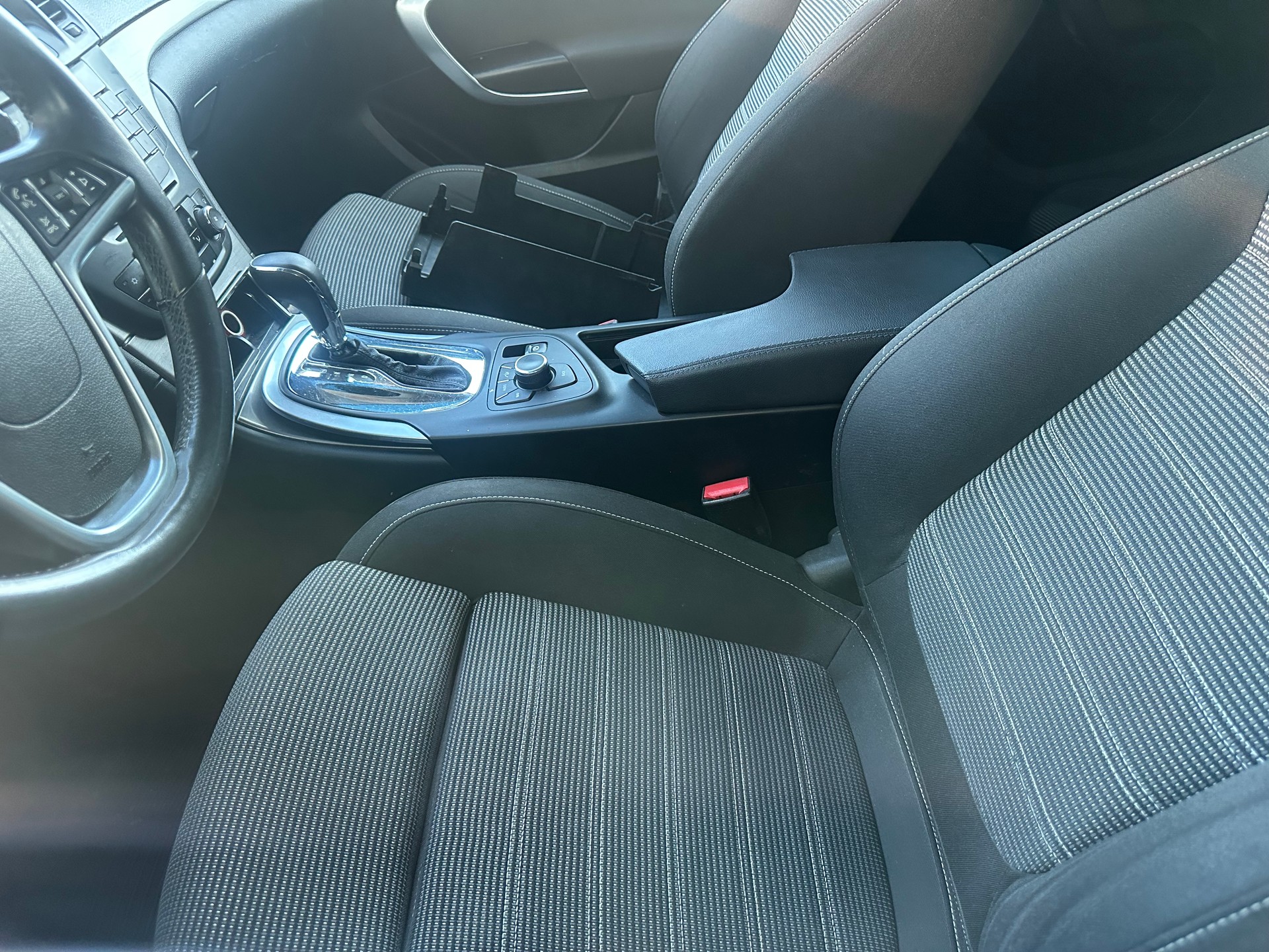 OPEL Insignia Sports Tourer 2.0 CDTI Edition Automatic-image-15