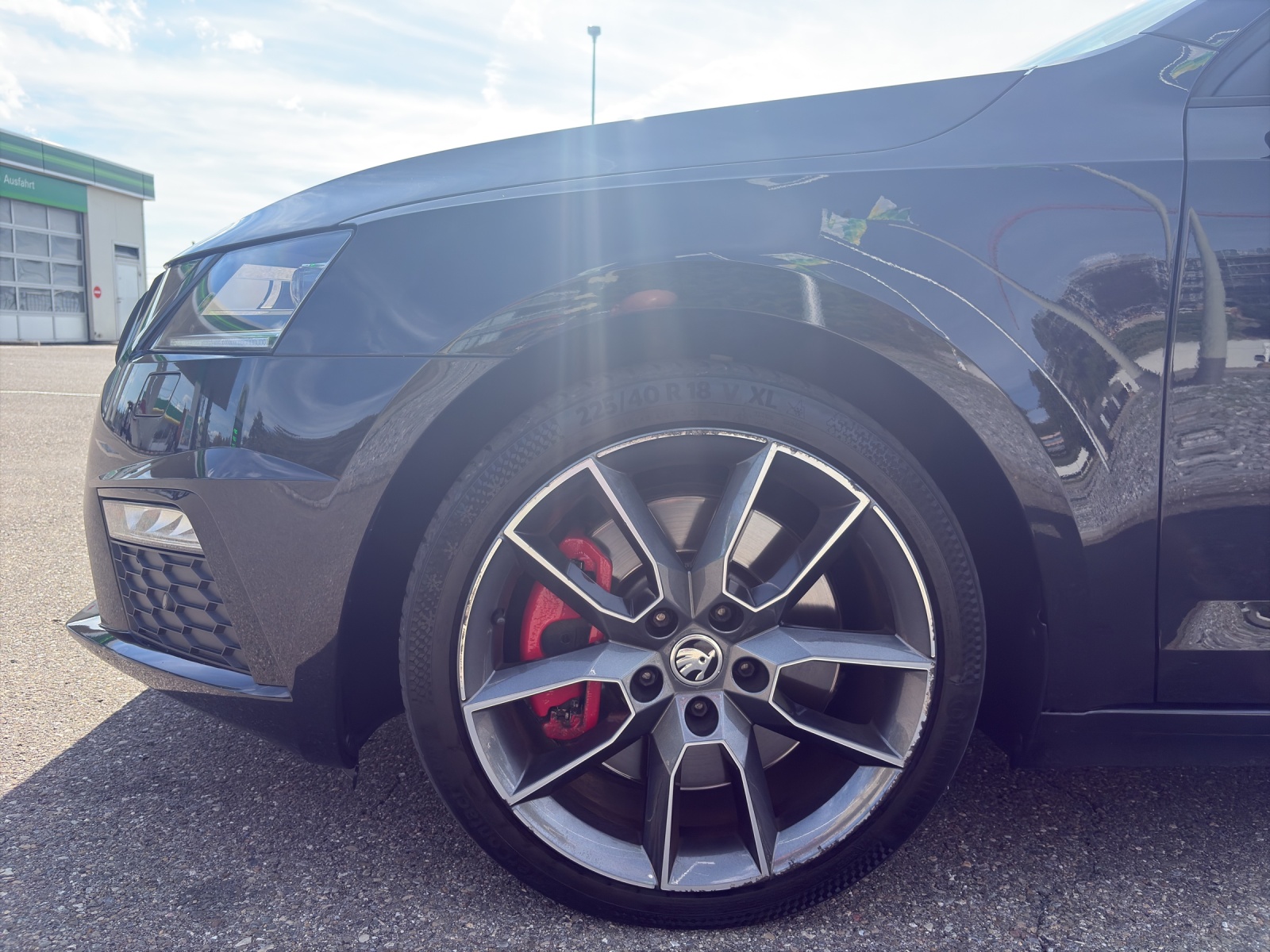 SKODA Octavia Combi 2.0 TSI 245 RS DSG-image-13