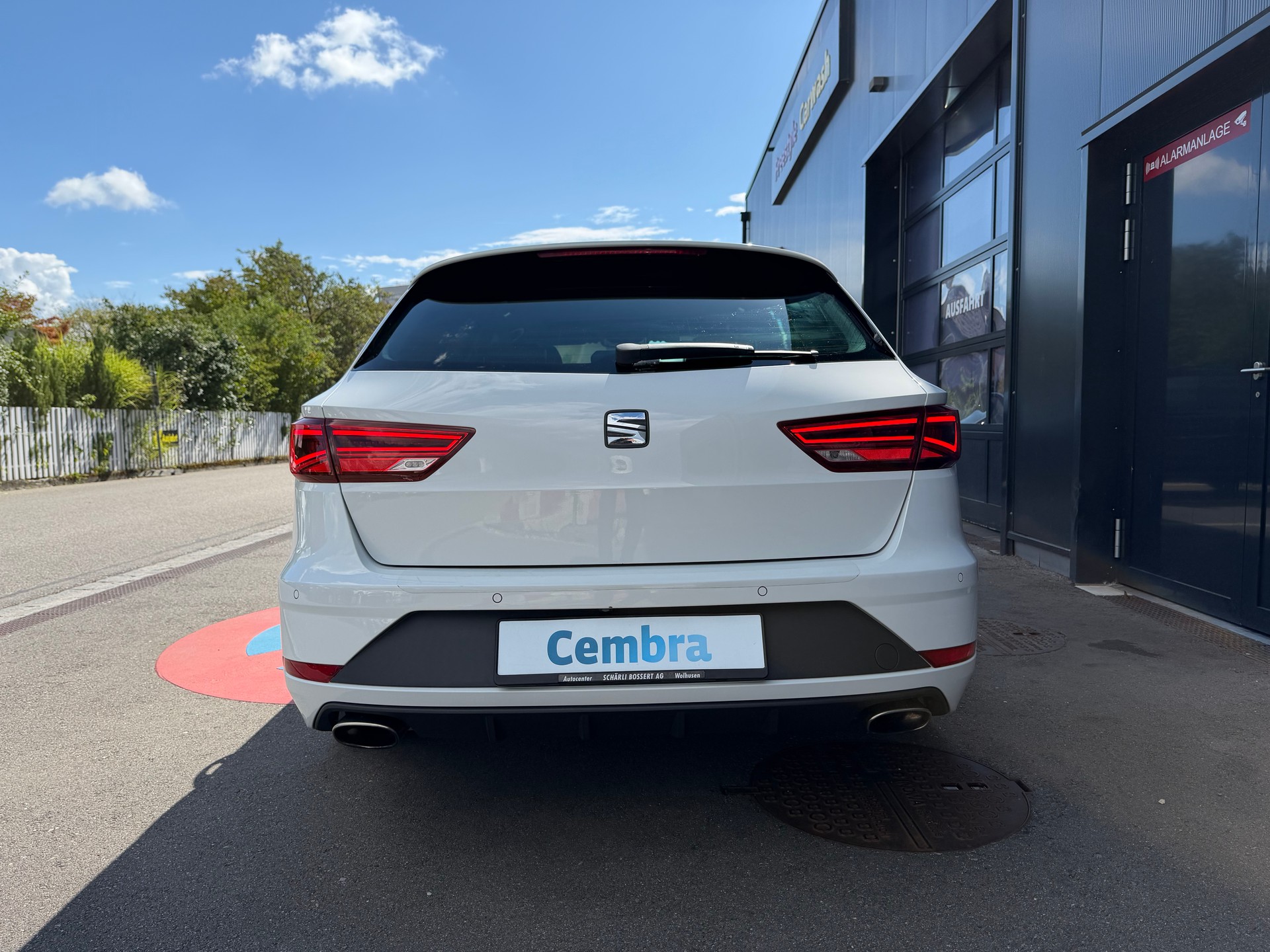 SEAT Leon ST 2.0 TSI Cupra 300 4 Drive DSG-image-7