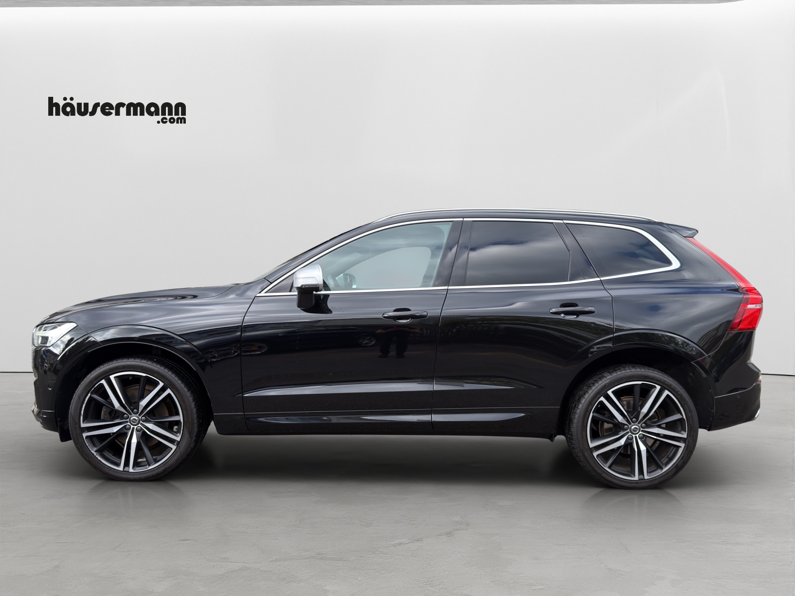 VOLVO XC60 2.0 T6 R-Design AWD-image-2