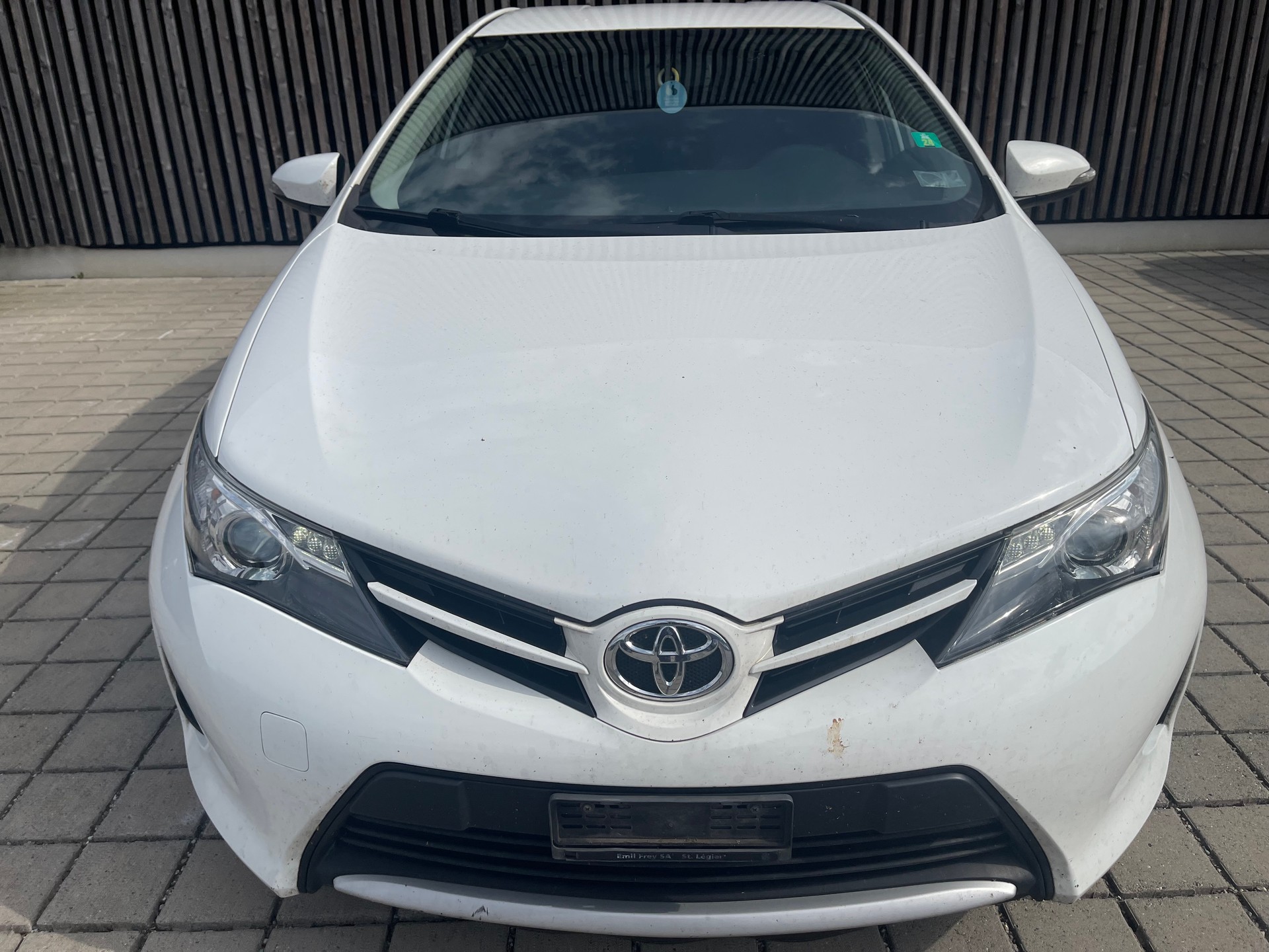 TOYOTA Auris 1.4 D-4D Terra-image-10