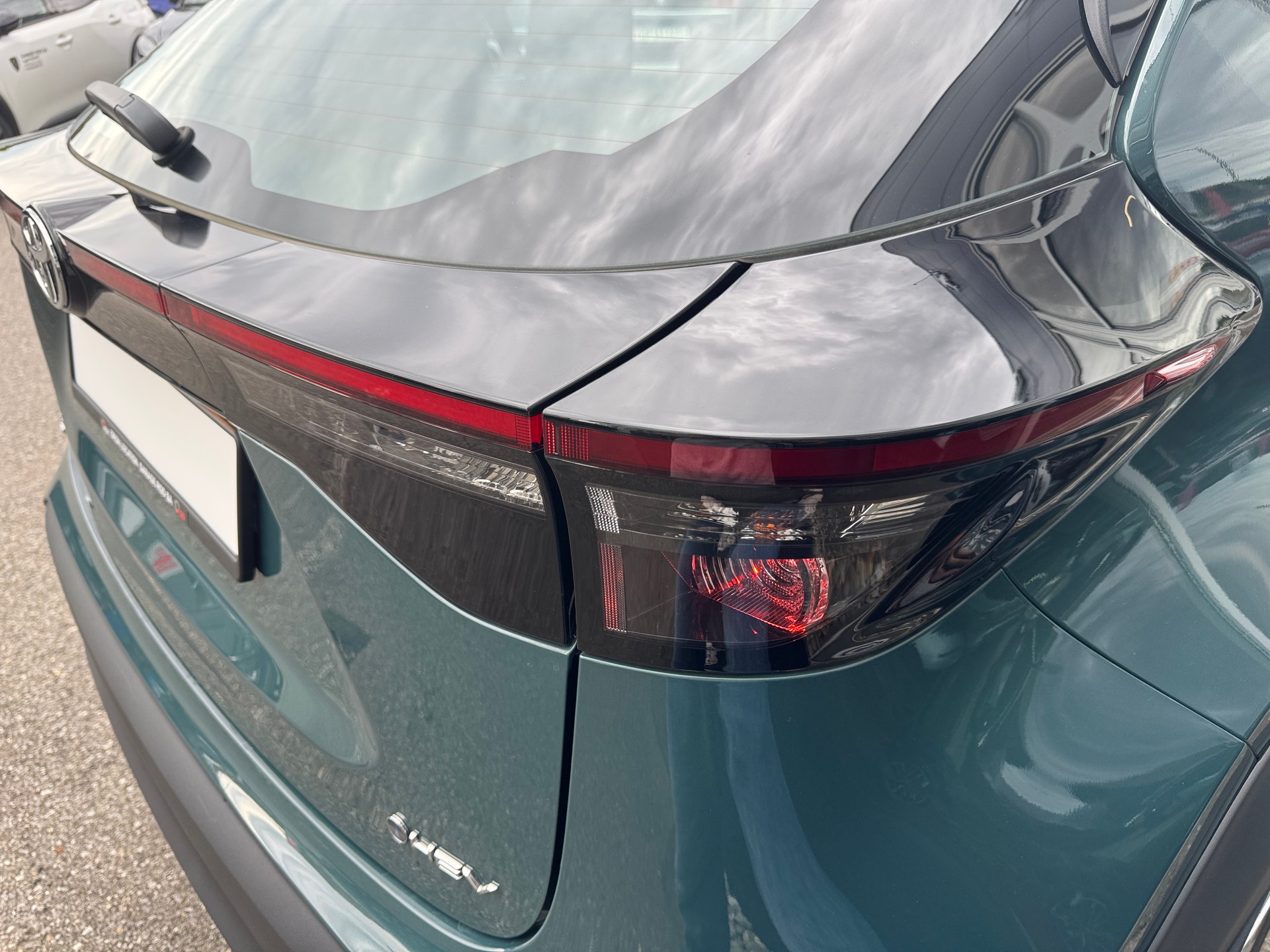 TOYOTA Yaris Cross 1.5 Comfort e-CVT-image-8