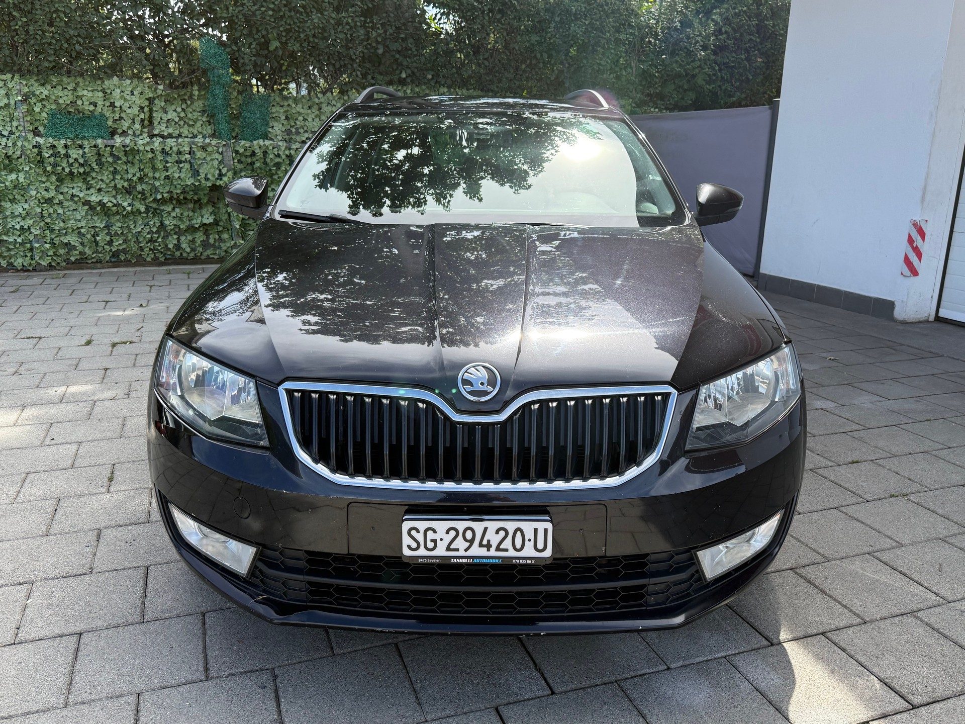 SKODA Octavia Combi 2.0 TDI Ambition 4x4-image-2
