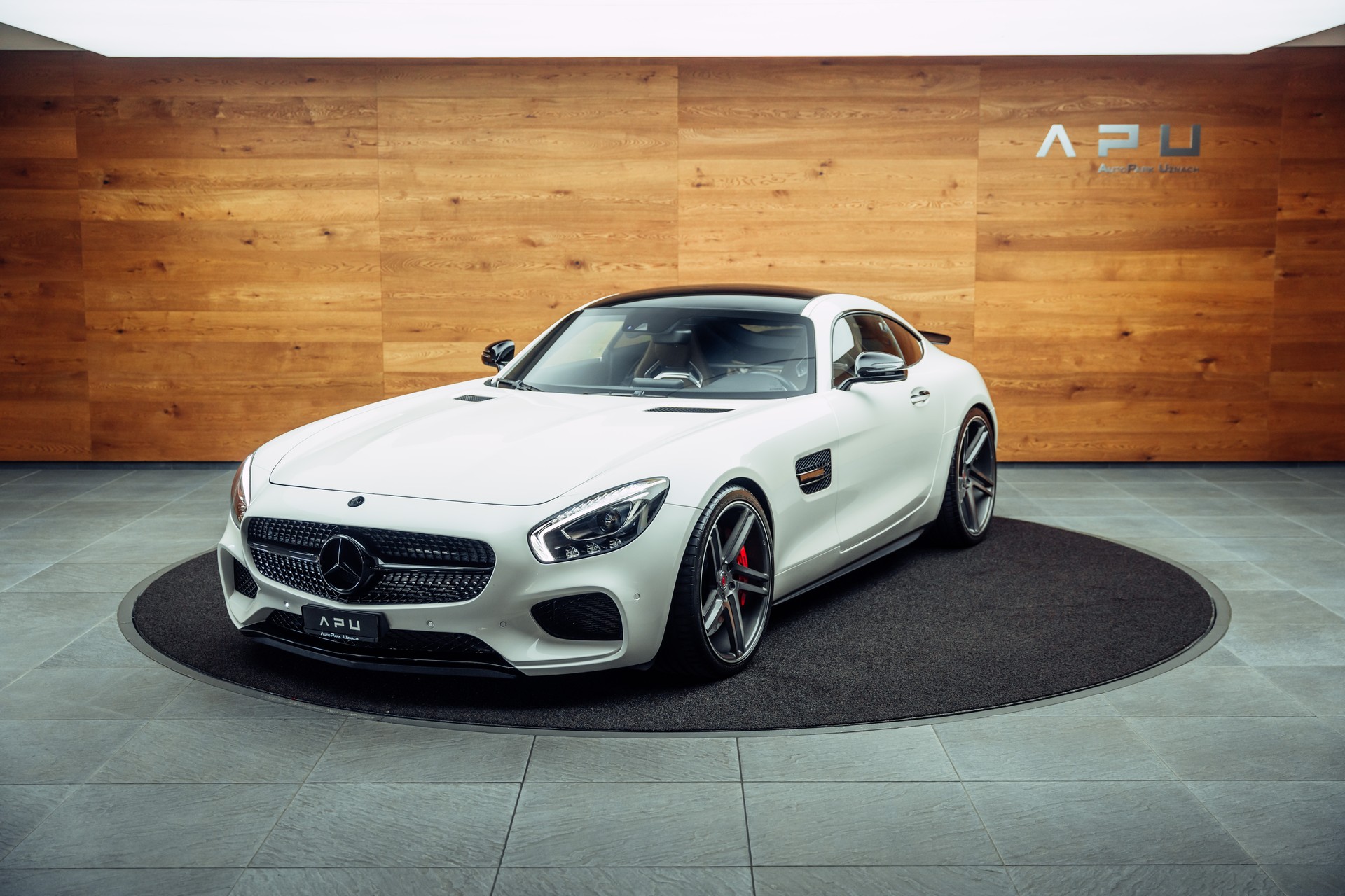 MERCEDES-BENZ AMG GT S Speedshift DCT-image-3