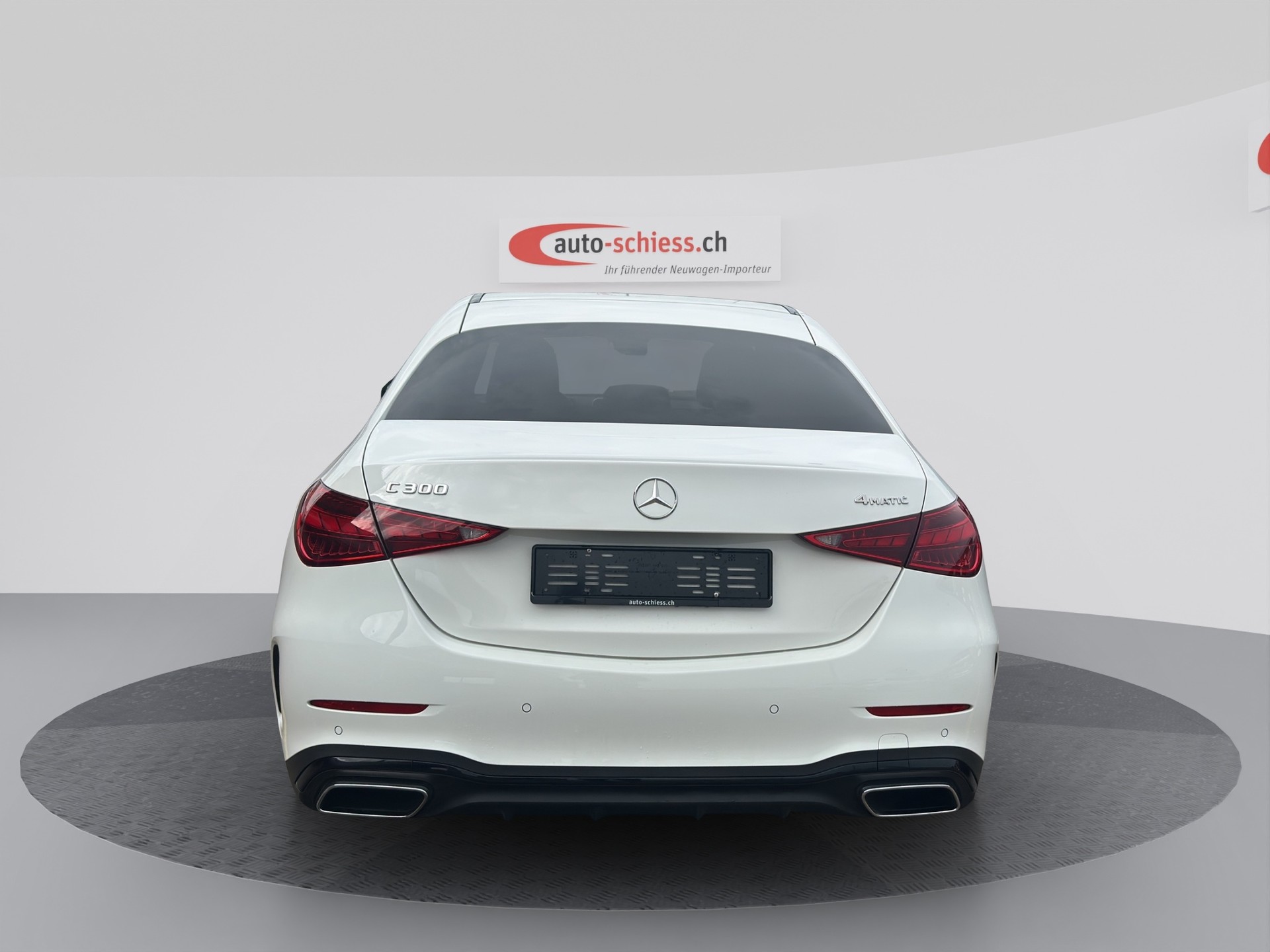 MERCEDES-BENZ C 300 AMG Line 4Matic Night-image-12