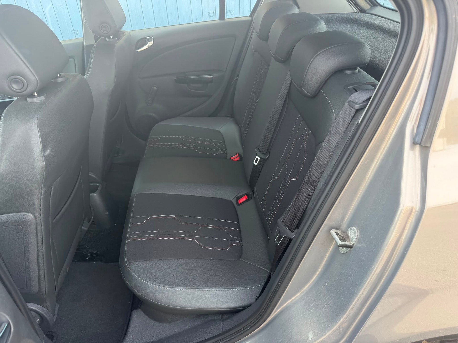OPEL Corsa 1.4 TP Anniversary Edition Automatic-image-6
