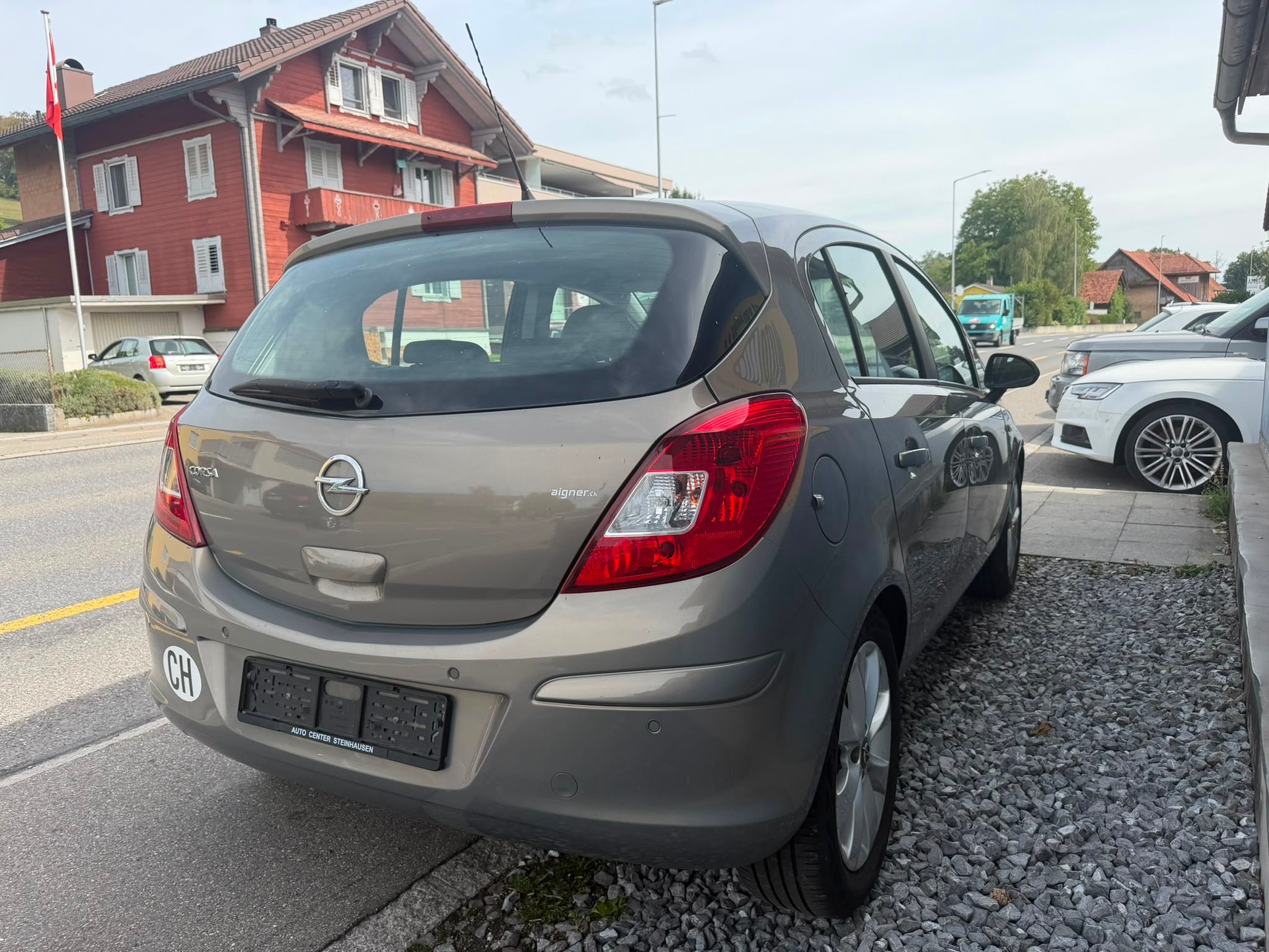 OPEL Corsa 1.4 TP Anniversary Edition Automatic-image-2