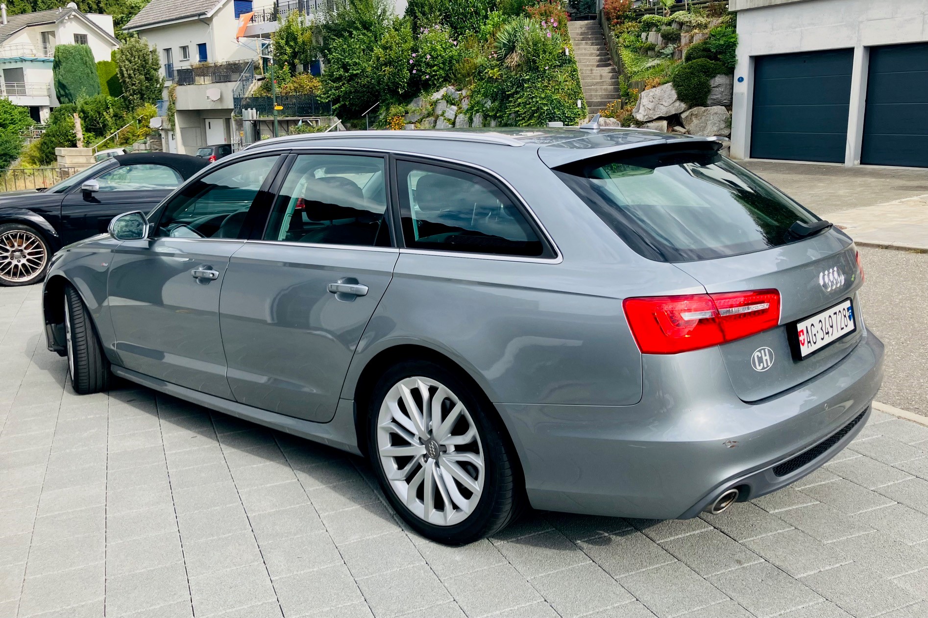 AUDI 3.0 V6 TDI 245 quattro S-Tr.-image-2