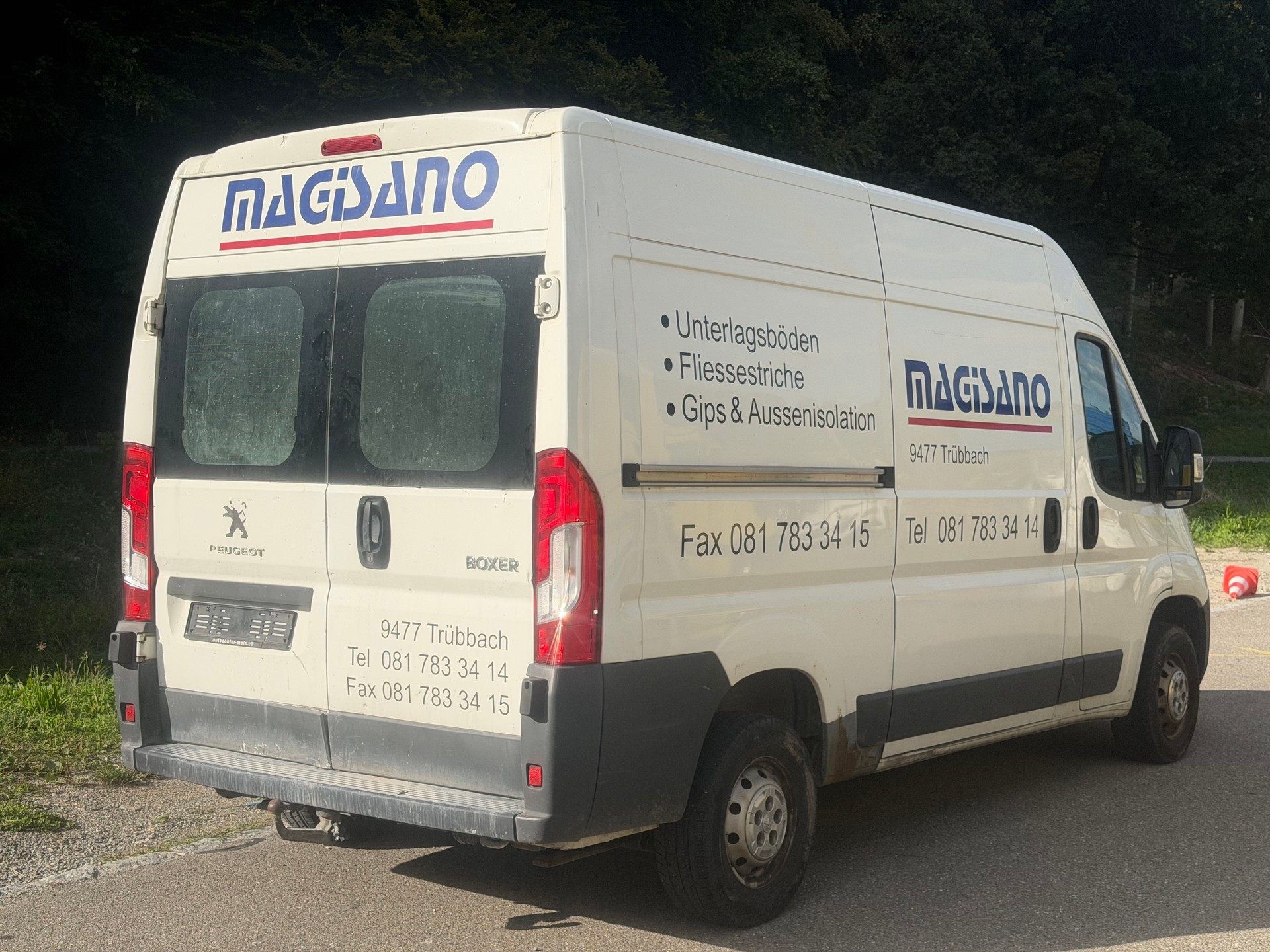 PEUGEOT Boxer 2.0 HDI 335 Allure L2H2-image-5