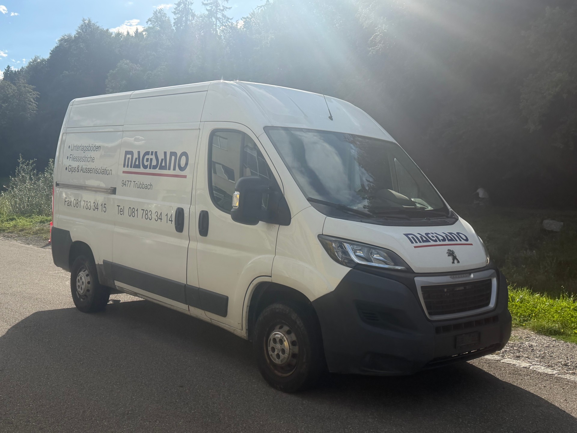PEUGEOT Boxer 2.0 HDI 335 Allure L2H2-image-1