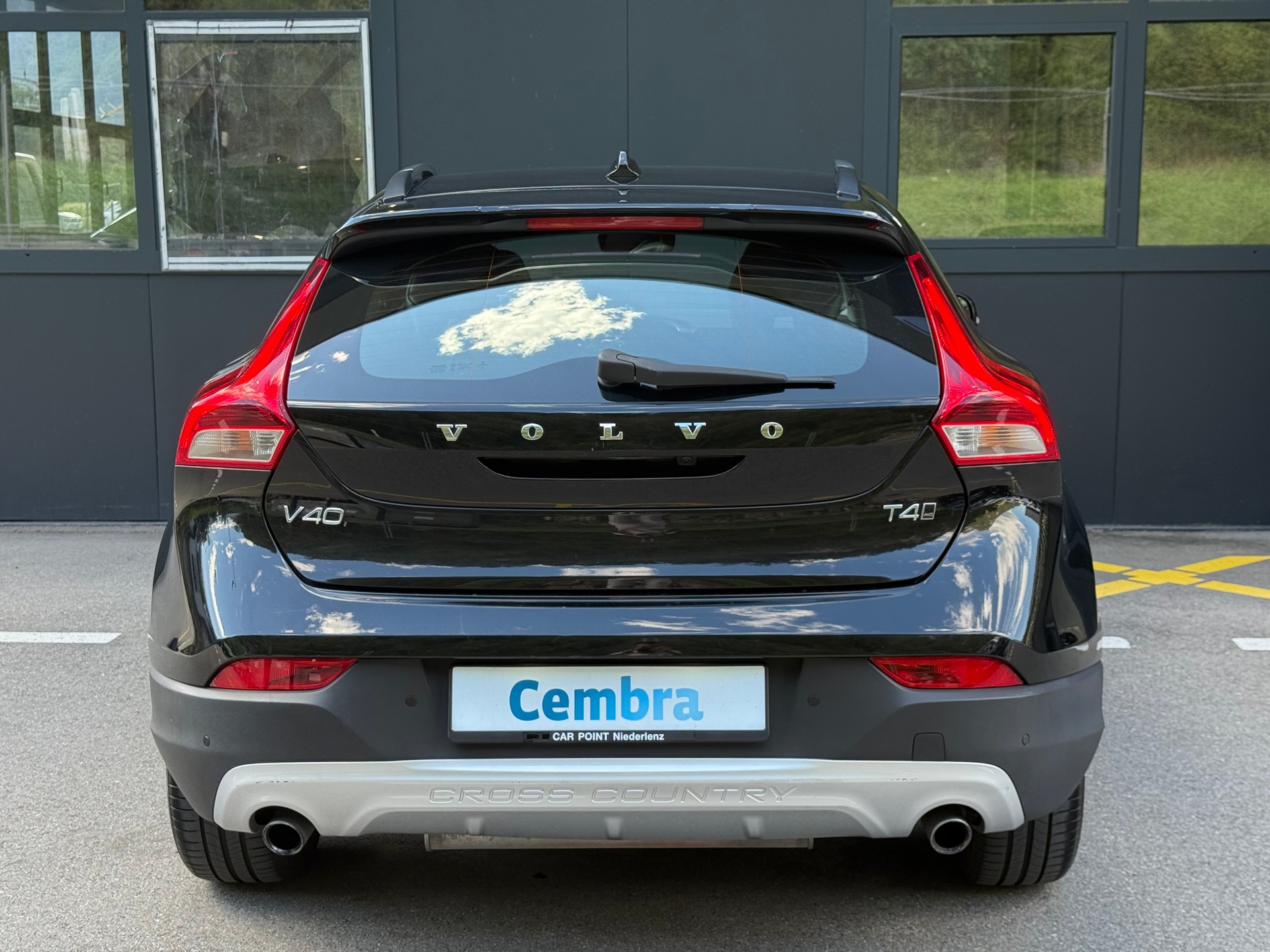 VOLVO V40 Cross Country T4 AWD Ocean Race Geartronic-image-5