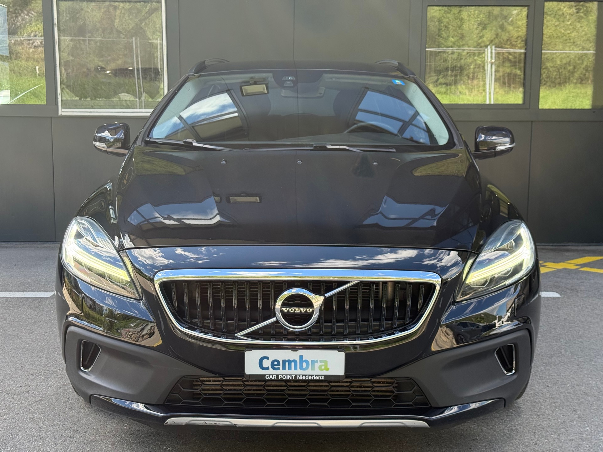 VOLVO V40 Cross Country T4 AWD Ocean Race Geartronic-image-2