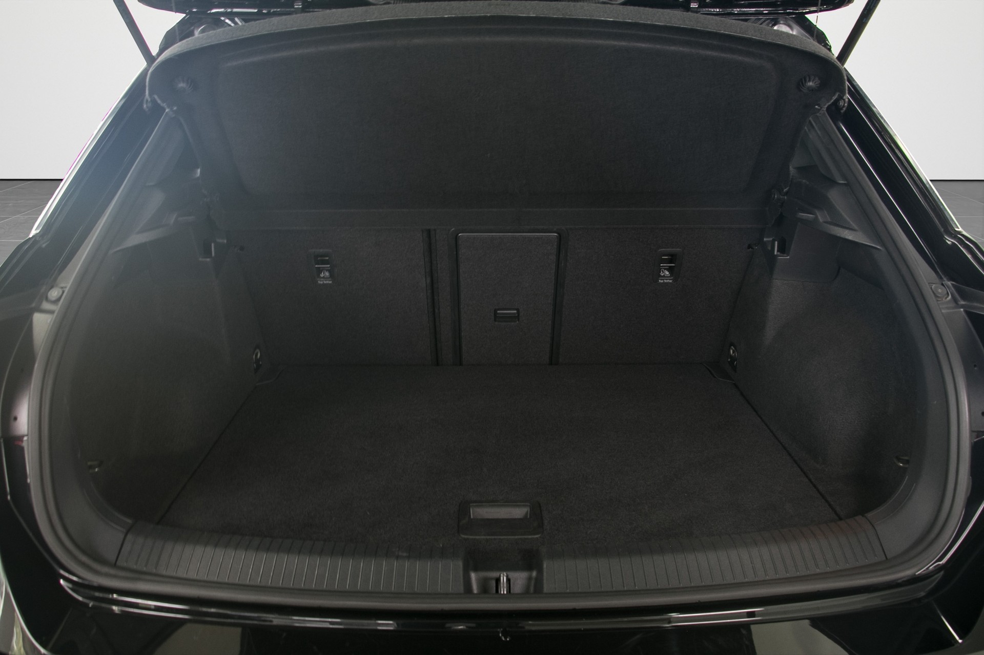 VW T-Roc 2.0 TDI SCR Sport 4Motion-image-11