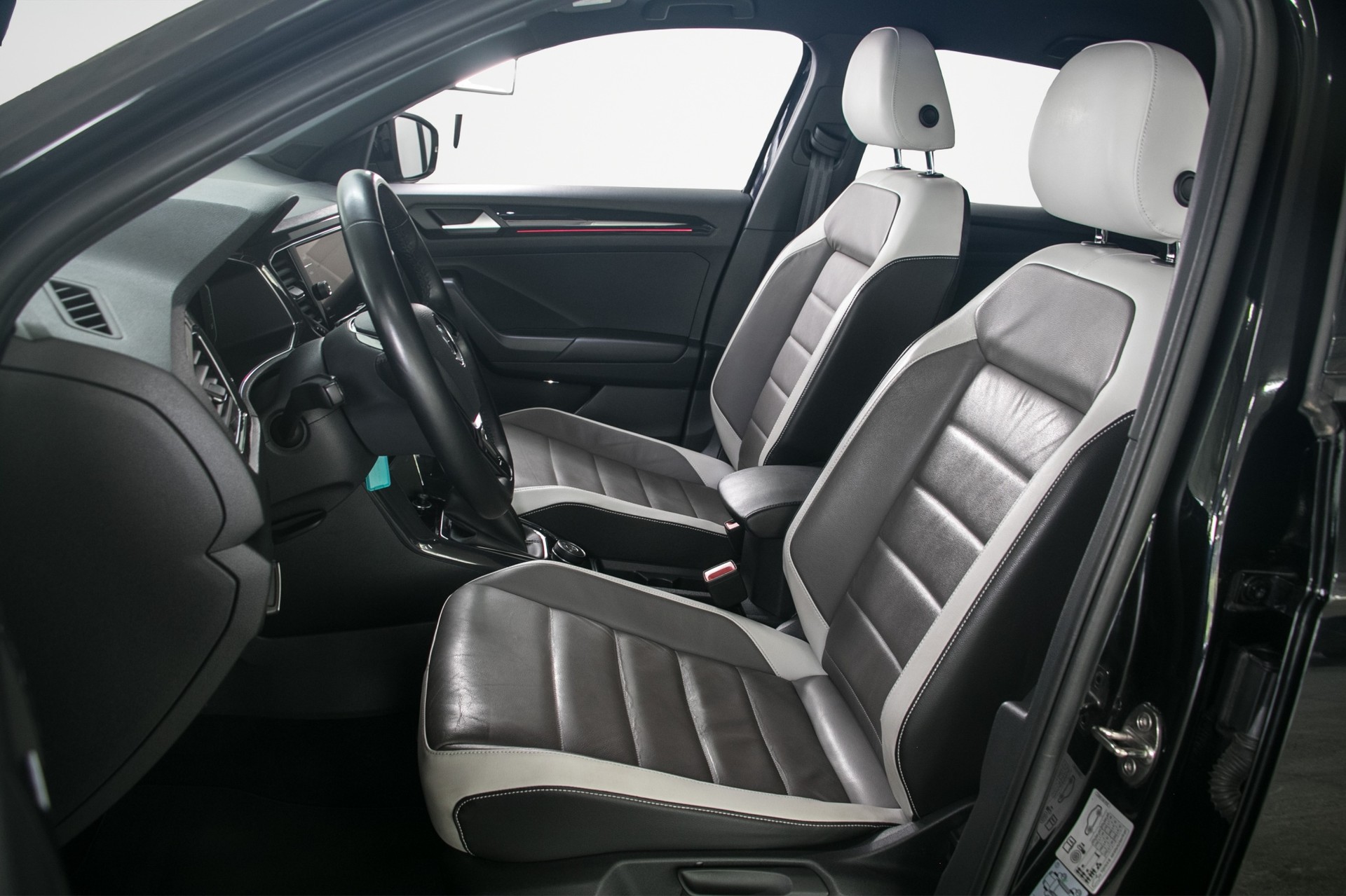 VW T-Roc 2.0 TDI SCR Sport 4Motion-image-9