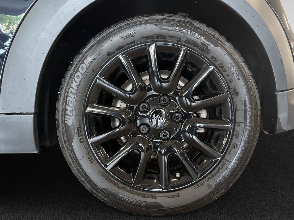 MINI Cooper Steptronic DKG-image-9