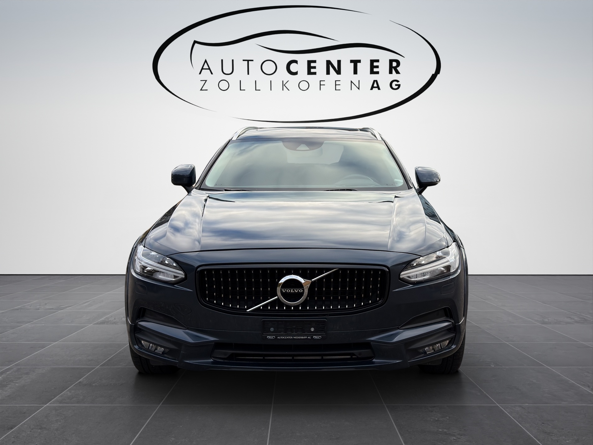 VOLVO V90 Cross Country D5 Pro AWD Geartronic Powerpulse-showroom-element-1