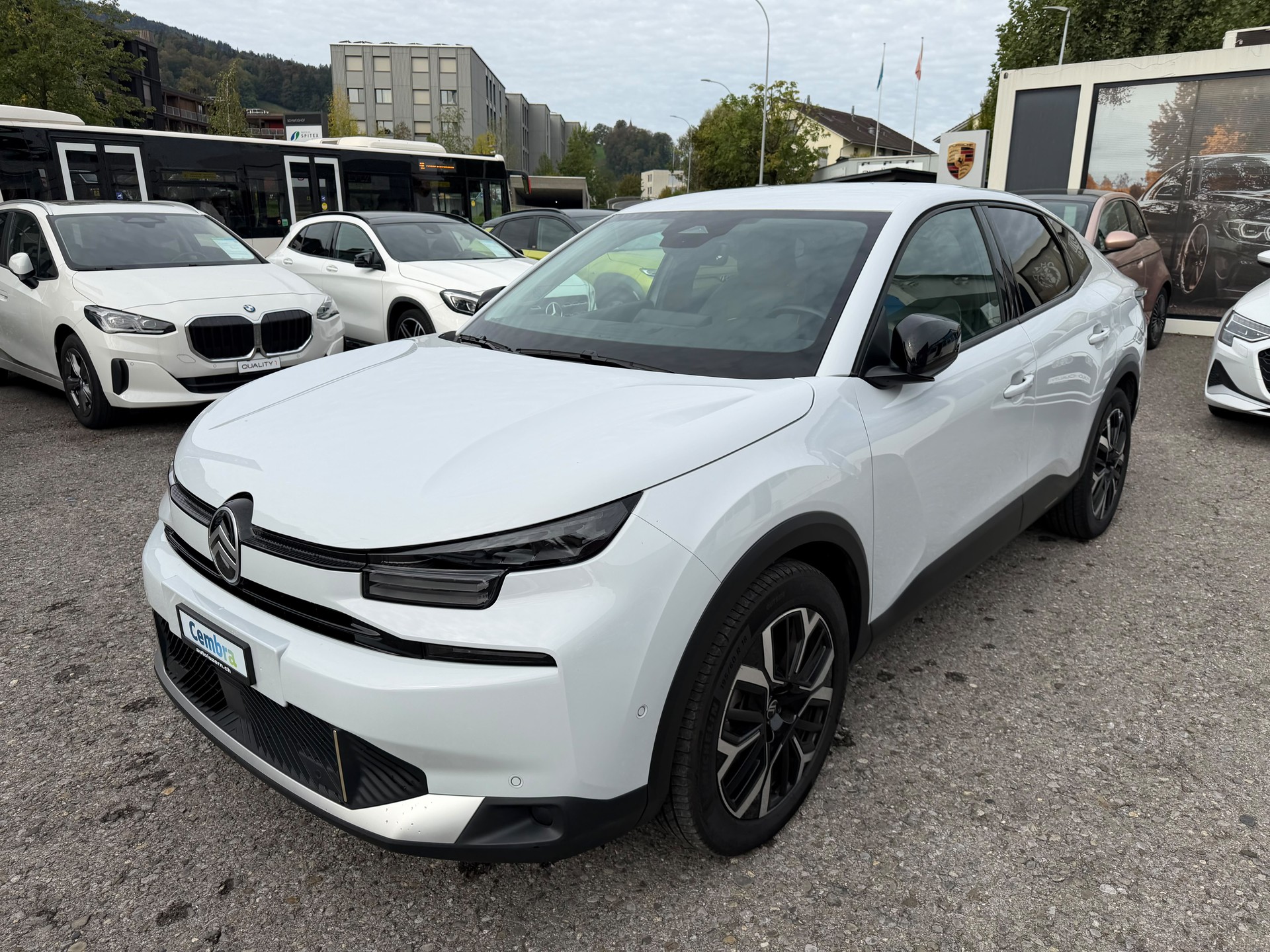CITROEN C4 X HEV Max-image-9