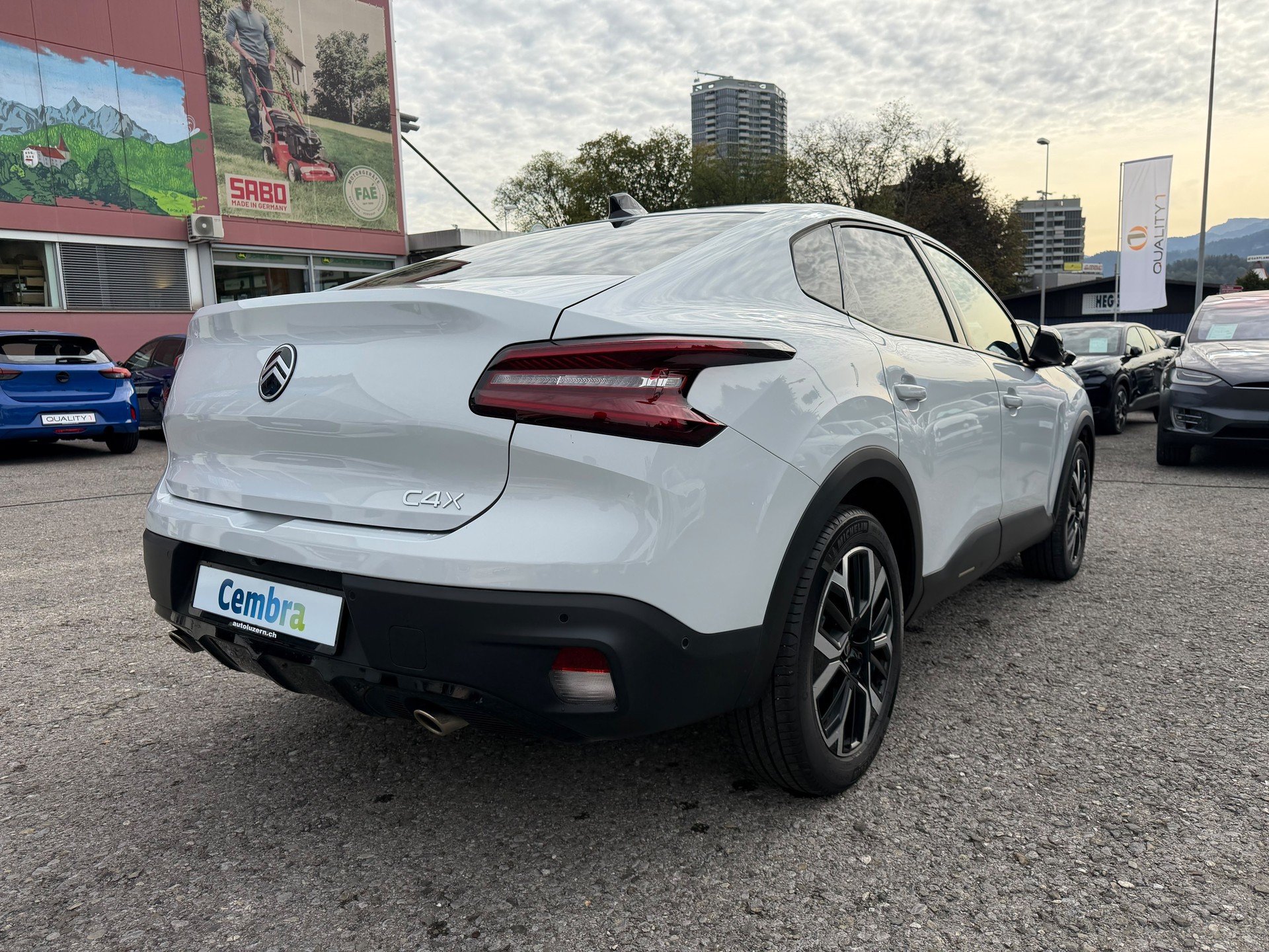 CITROEN C4 X HEV Max-image-7