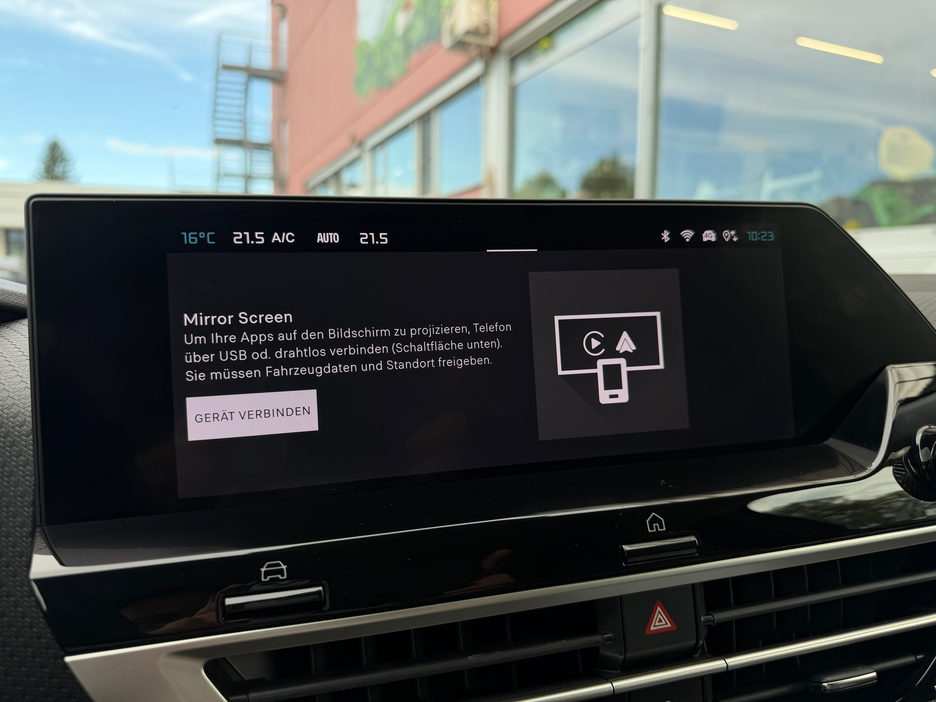 CITROEN C4 X HEV Max-image-17