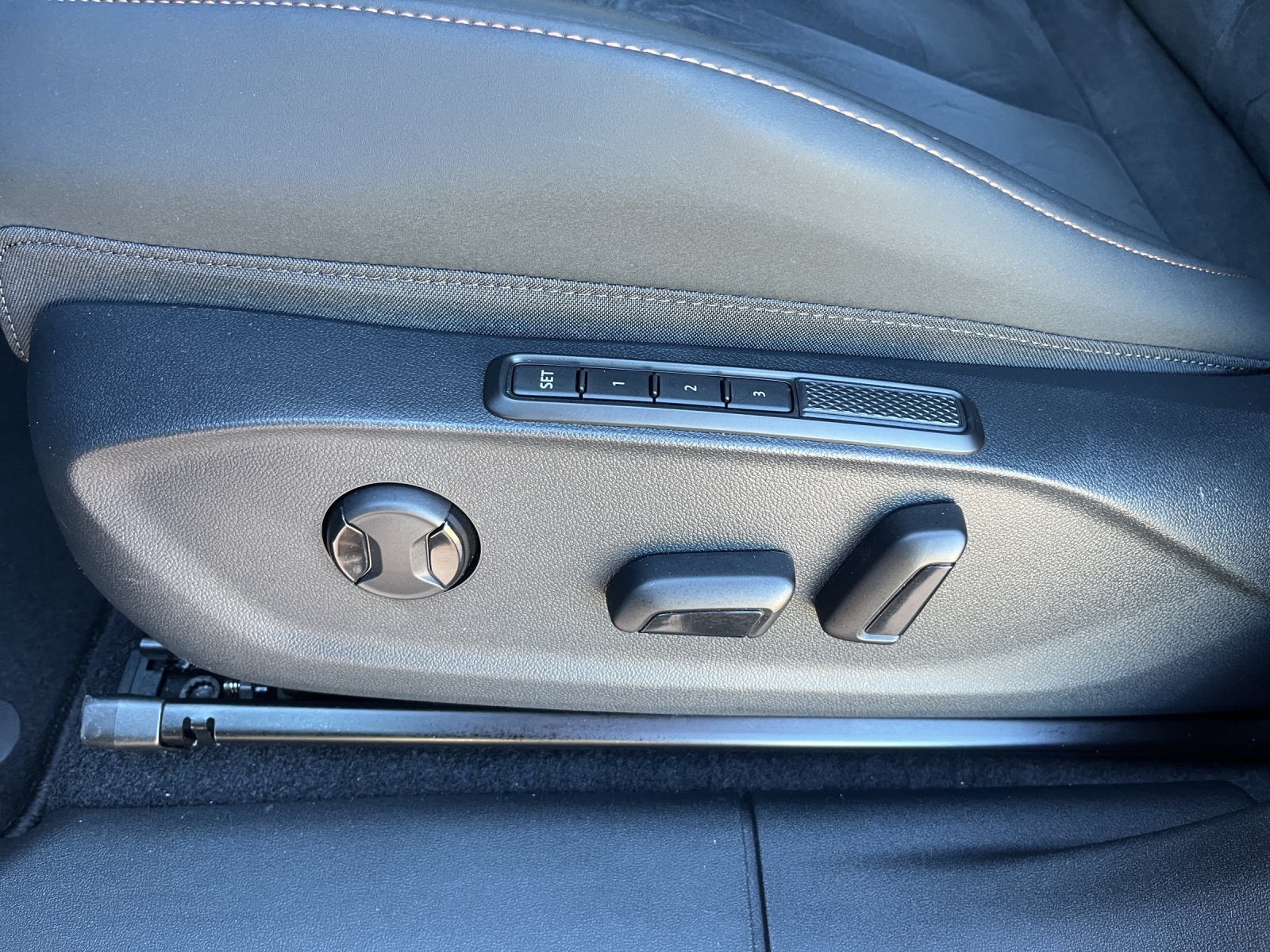 CUPRA Terramar 1.5 eHybrid VZ DSG-image-16