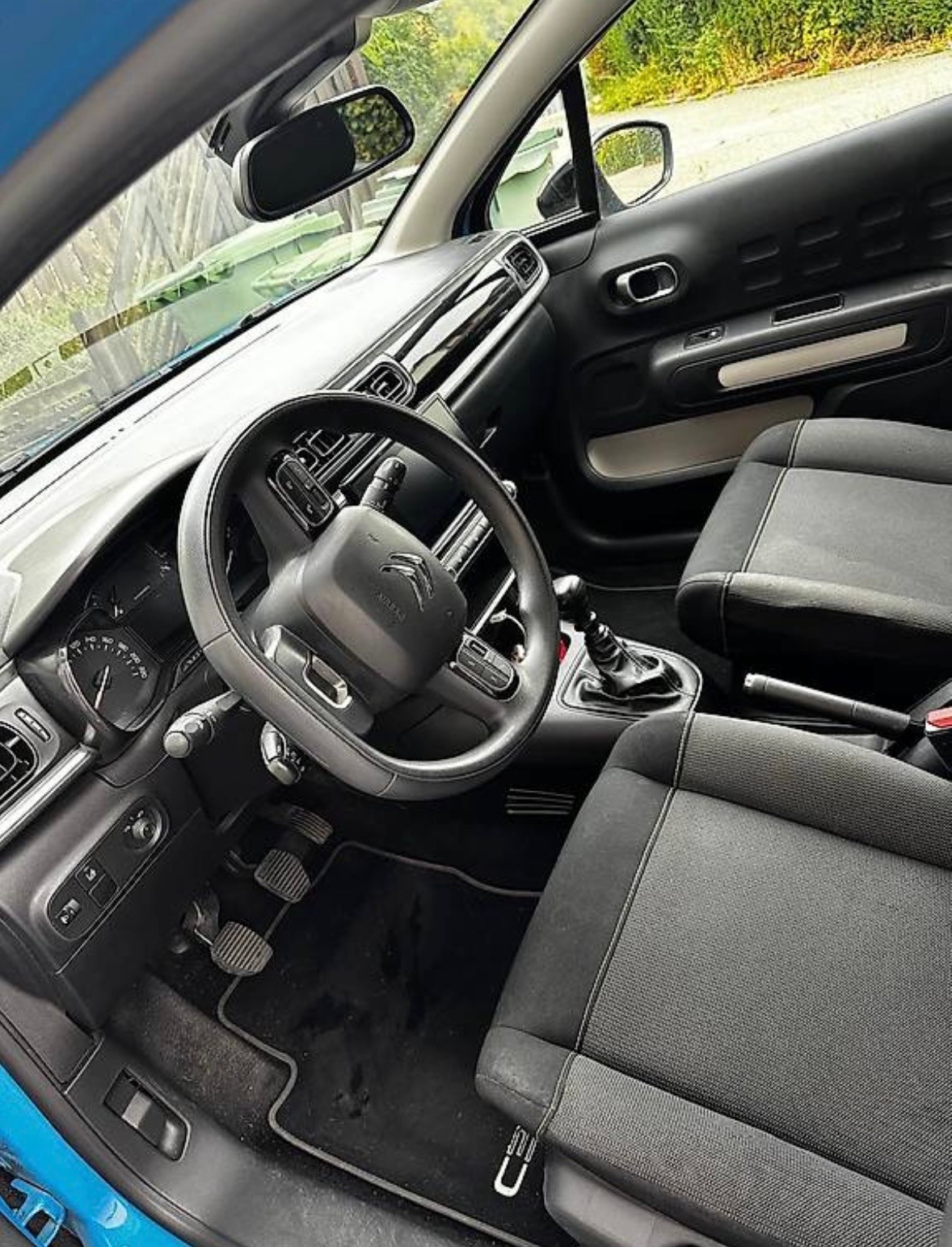 CITROEN 1.2 PureTech Feel-image-3