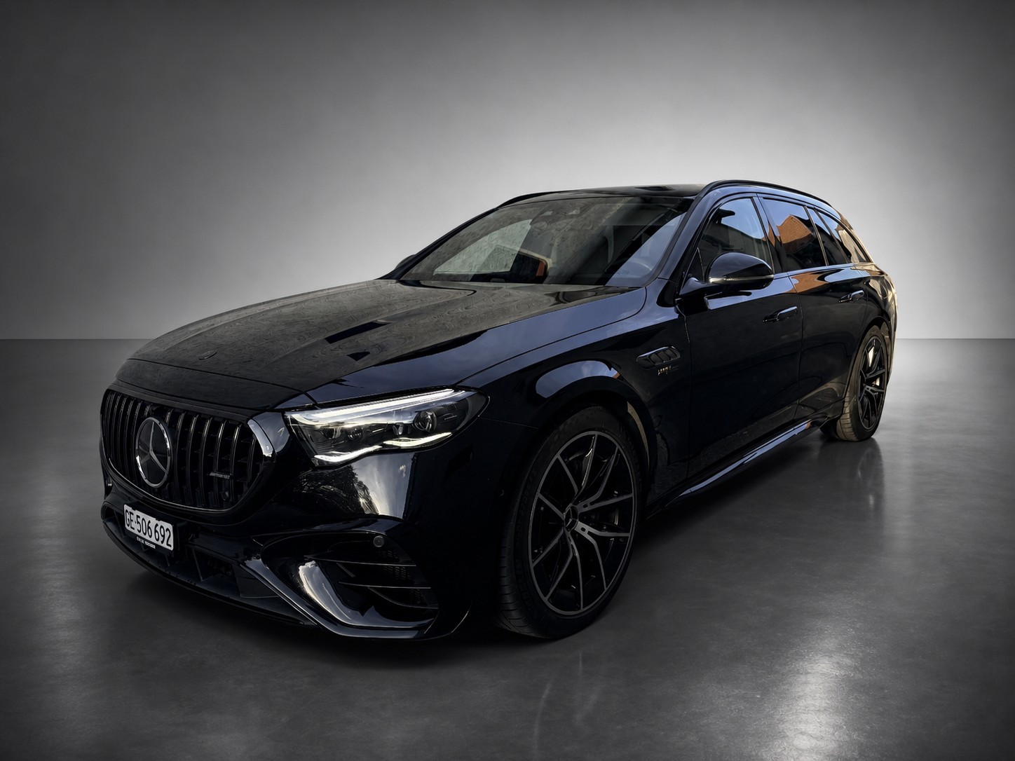 MERCEDES-BENZ E 53 Hybrid T 4Matic+ 9G-Tronic-image-0