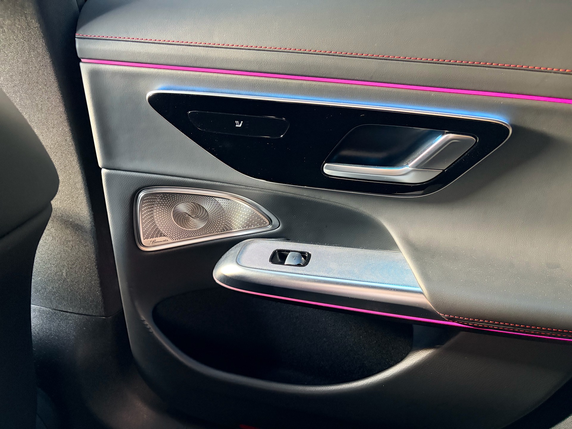MERCEDES-BENZ E 53 Hybrid T 4Matic+ 9G-Tronic-image-10