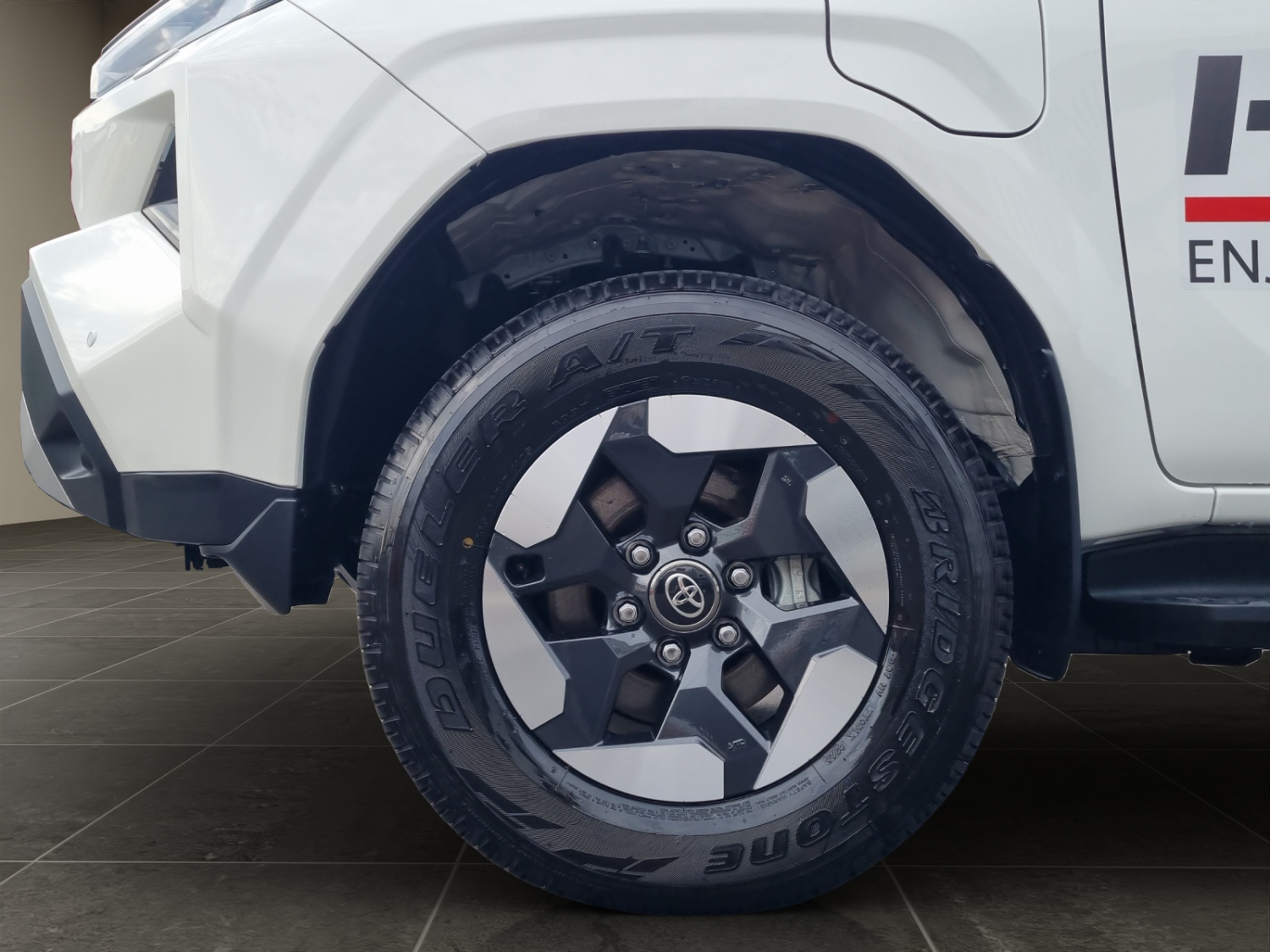 TOYOTA Hilux Double Cab.-Pick-up 59KWh Style-image-18