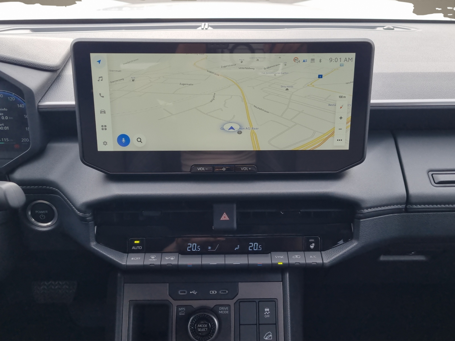 TOYOTA Hilux Double Cab.-Pick-up 59KWh Style-image-15