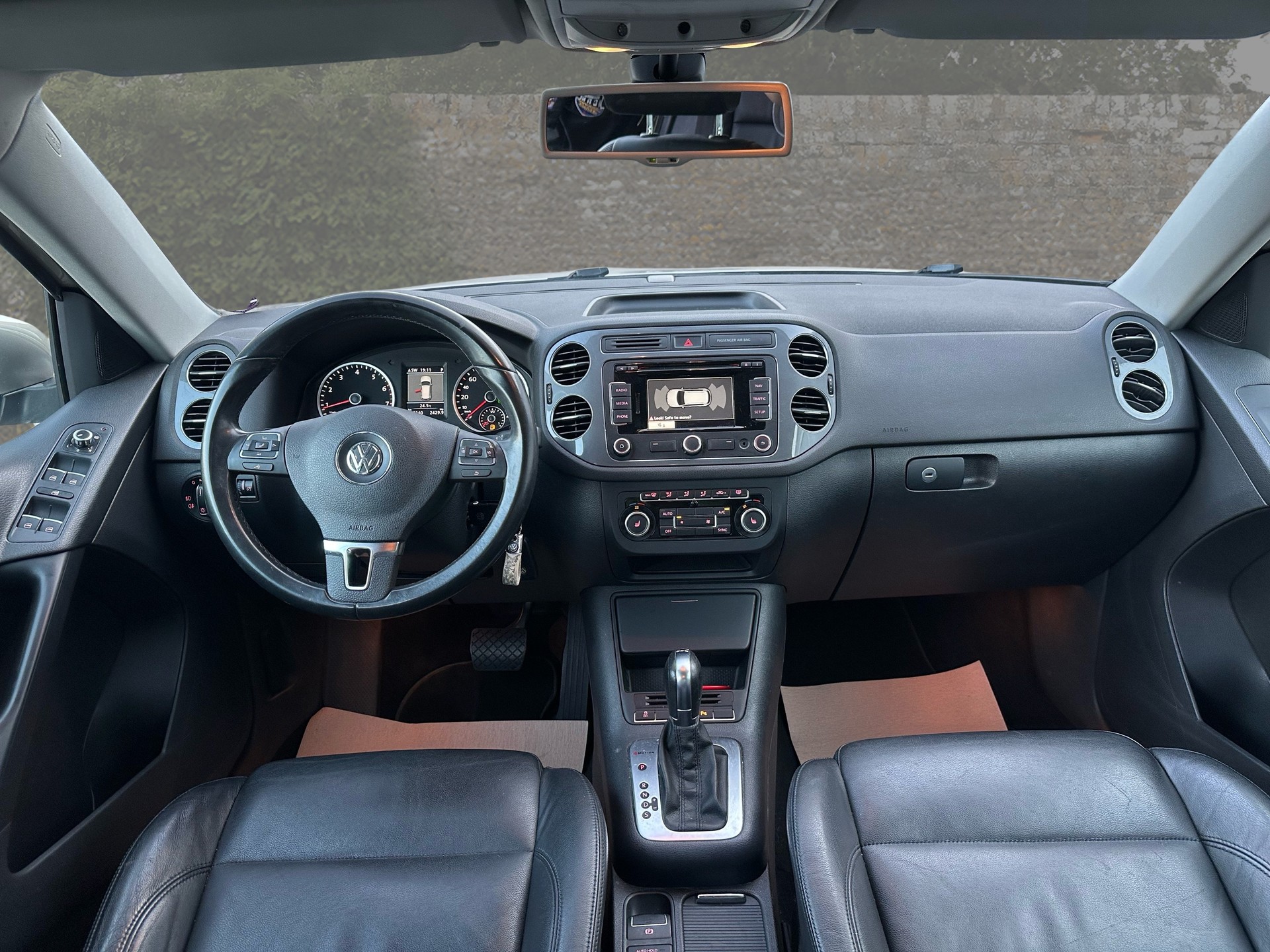 VW Tiguan 2.0 TSI Sport&Style 4Motion DSG-image-9