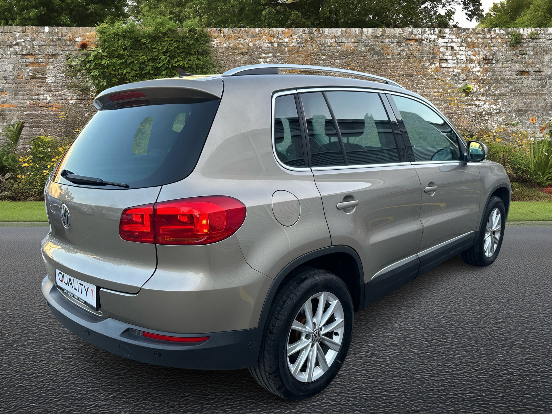 VW Tiguan 2.0 TSI Sport&Style 4Motion DSG-image-4