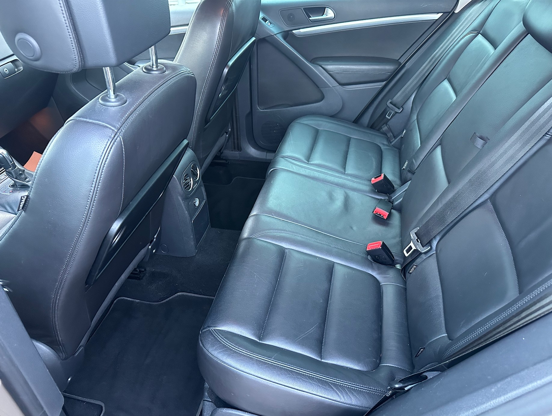 VW Tiguan 2.0 TSI Sport&Style 4Motion DSG-image-13