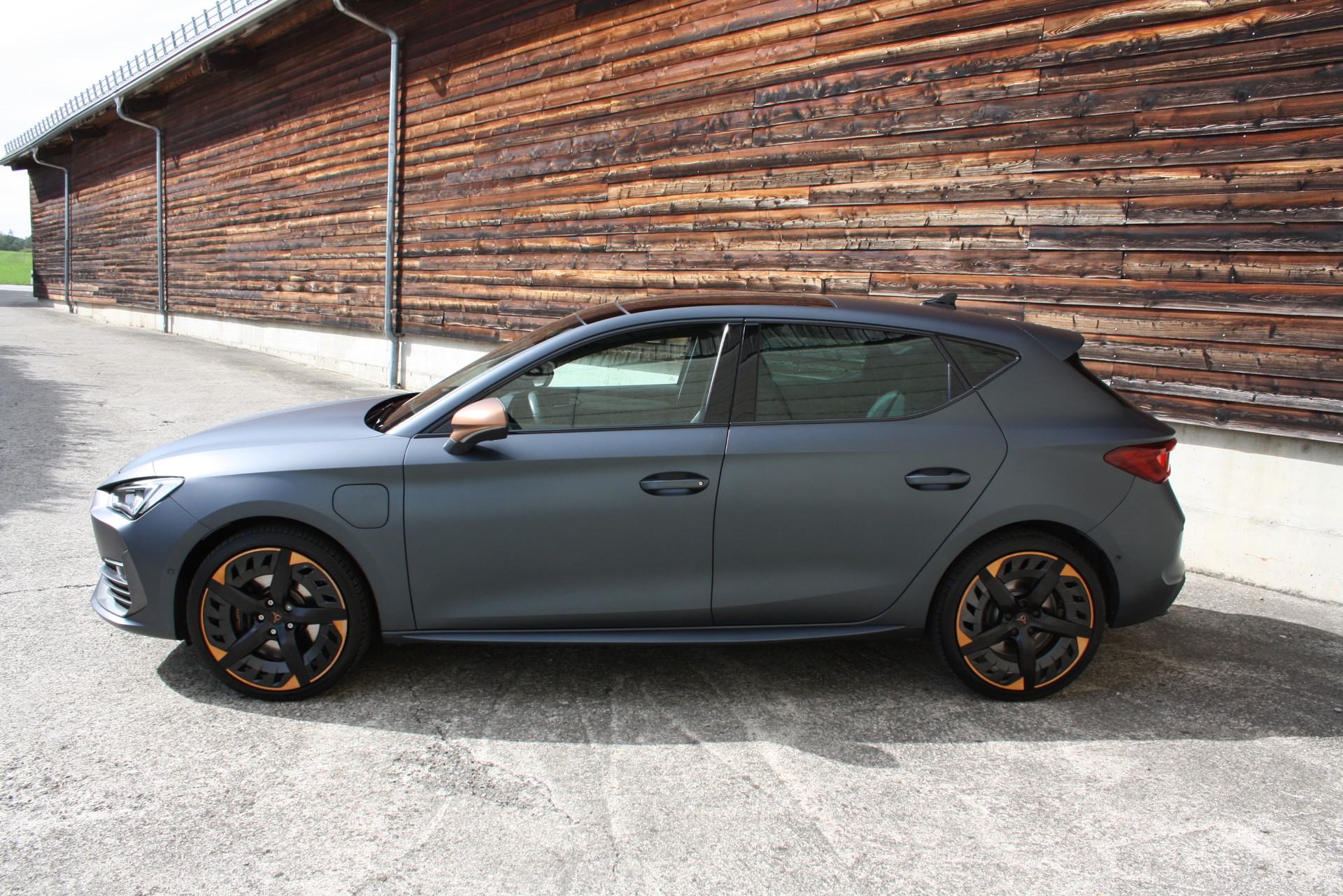 CUPRA LEON 1.4 e-HYBRID pHEV DSG-image-3