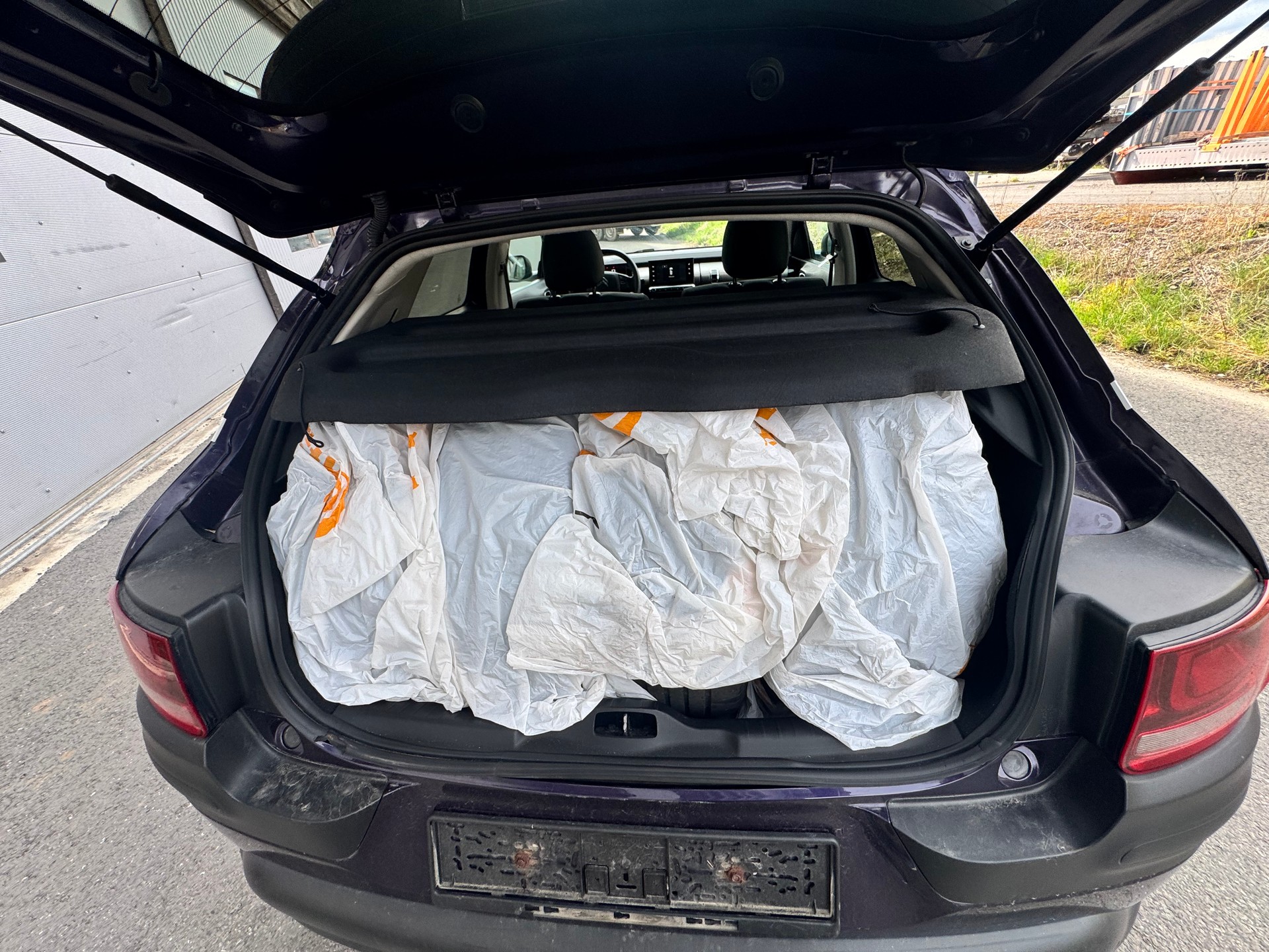 CITROEN C4 Cactus 1.2 VTi Shine Edition-image-13