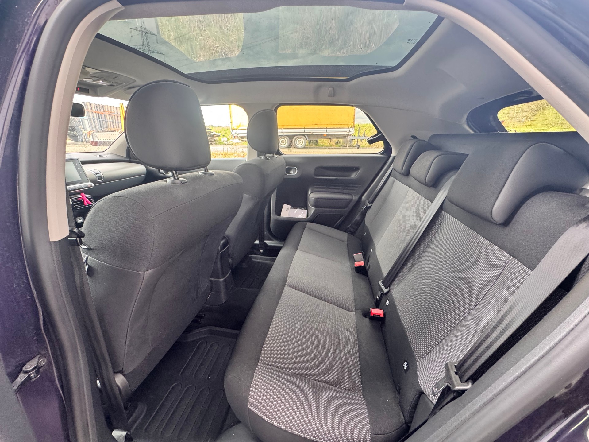 CITROEN C4 Cactus 1.2 VTi Shine Edition-image-12