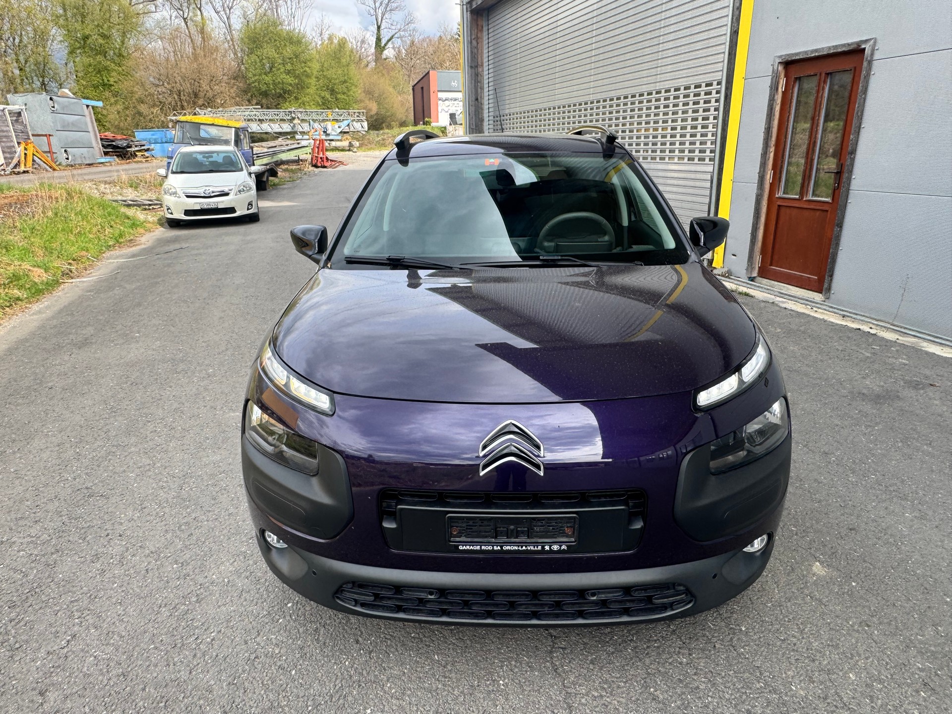 CITROEN C4 Cactus 1.2 VTi Shine Edition-image-1