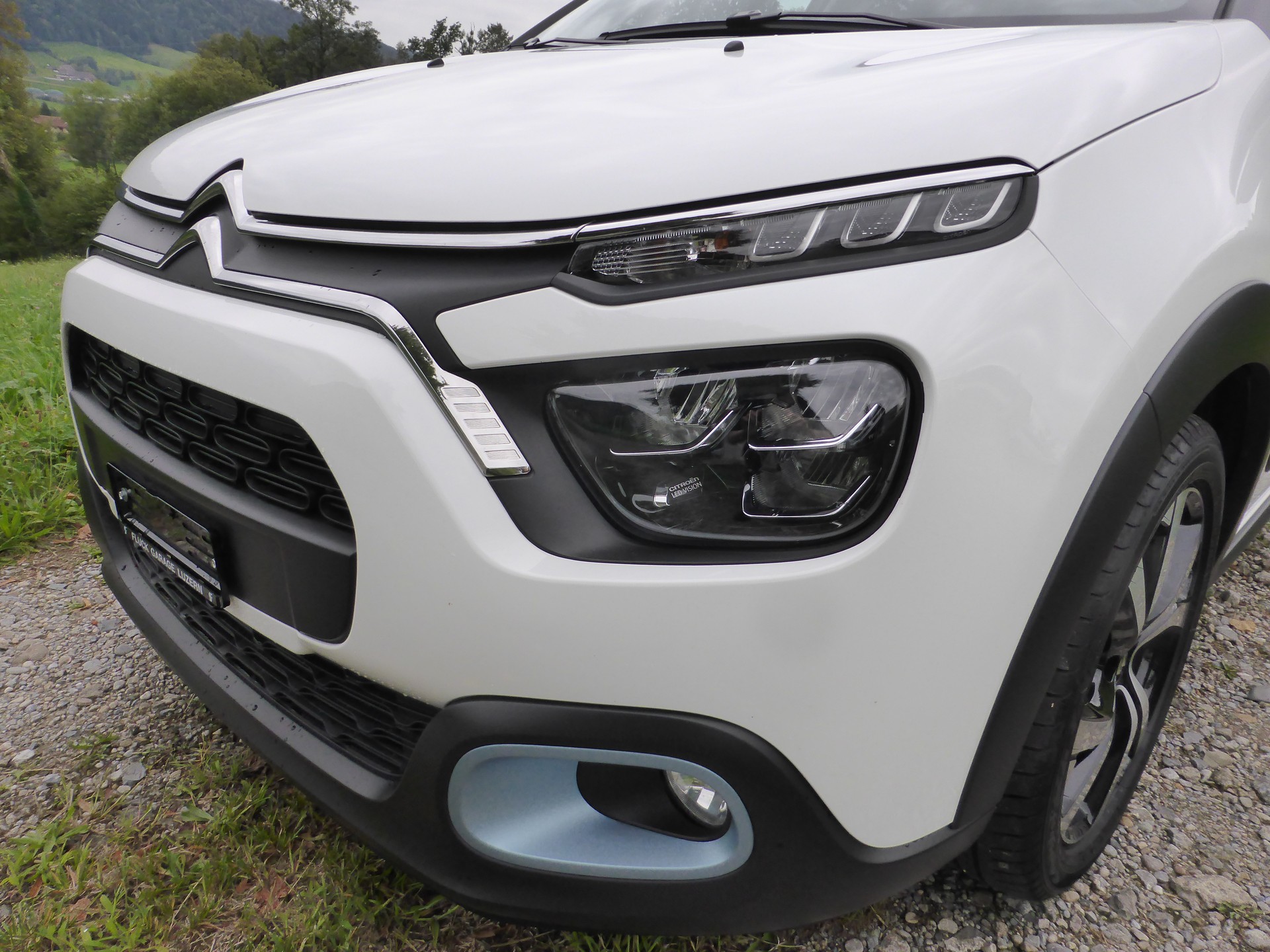 CITROEN C3 1.2i PureTech Elle EAT6-image-7