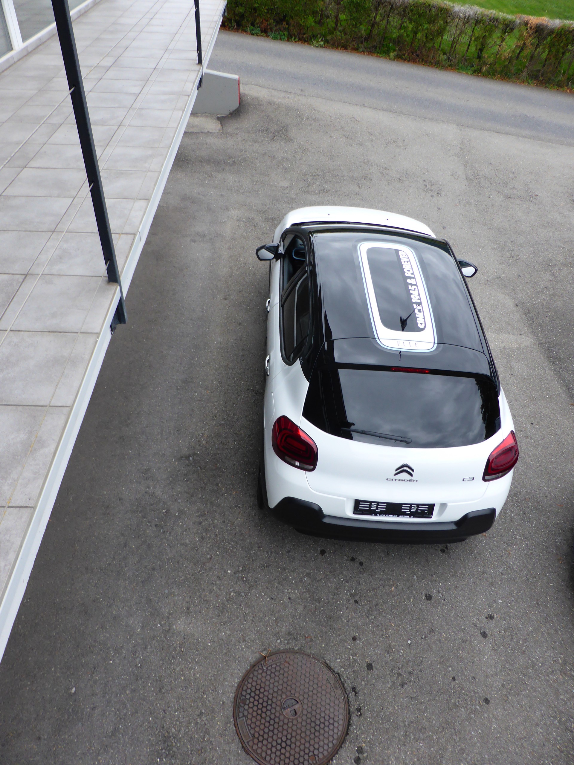 CITROEN C3 1.2i PureTech Elle EAT6-image-6