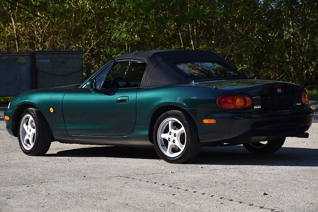 MAZDA MX-5-image-1