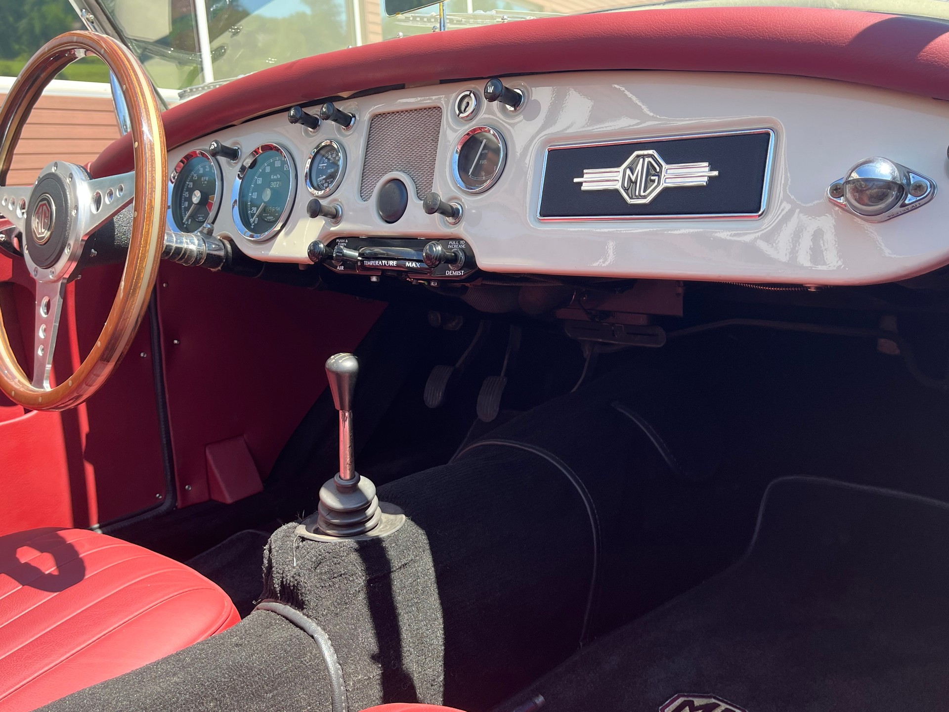 MG MG A 1500 MKI-image-18