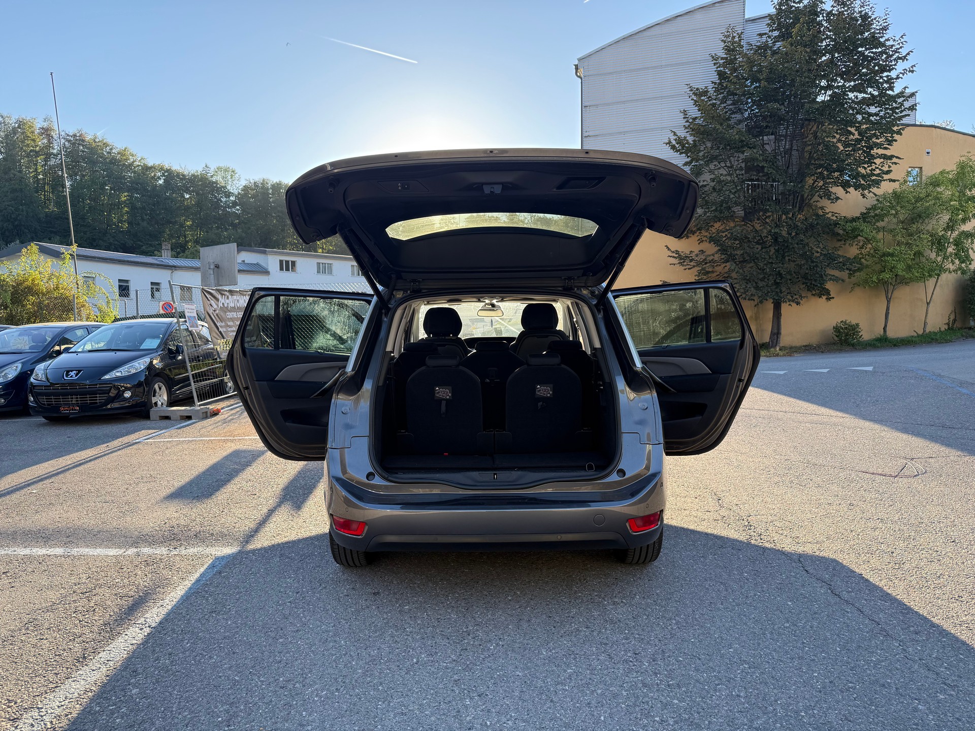 CITROEN Grand C4 Picasso 2.0 BlueHDi Shine EAT6-image-18
