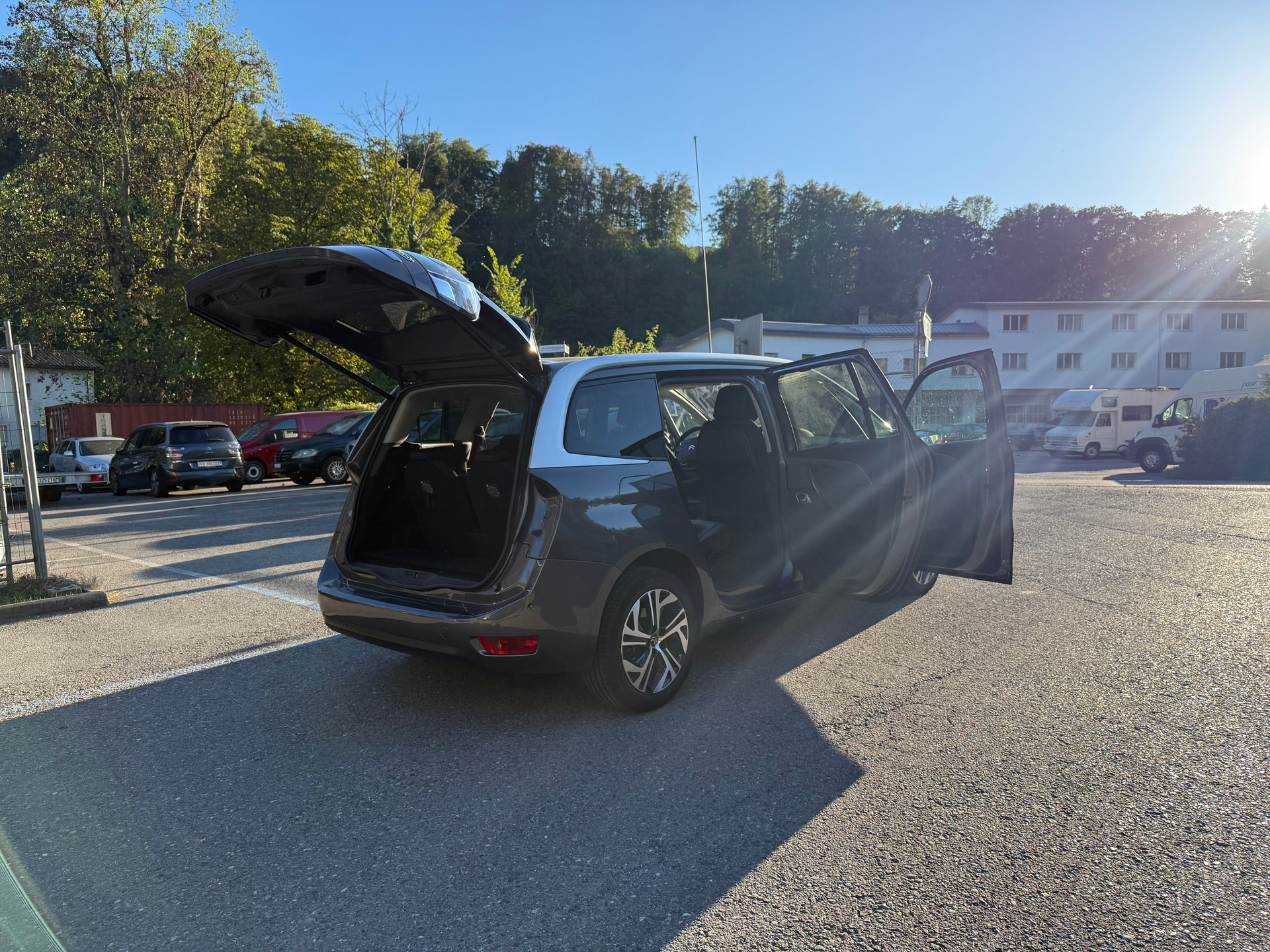CITROEN Grand C4 Picasso 2.0 BlueHDi Shine EAT6-image-19