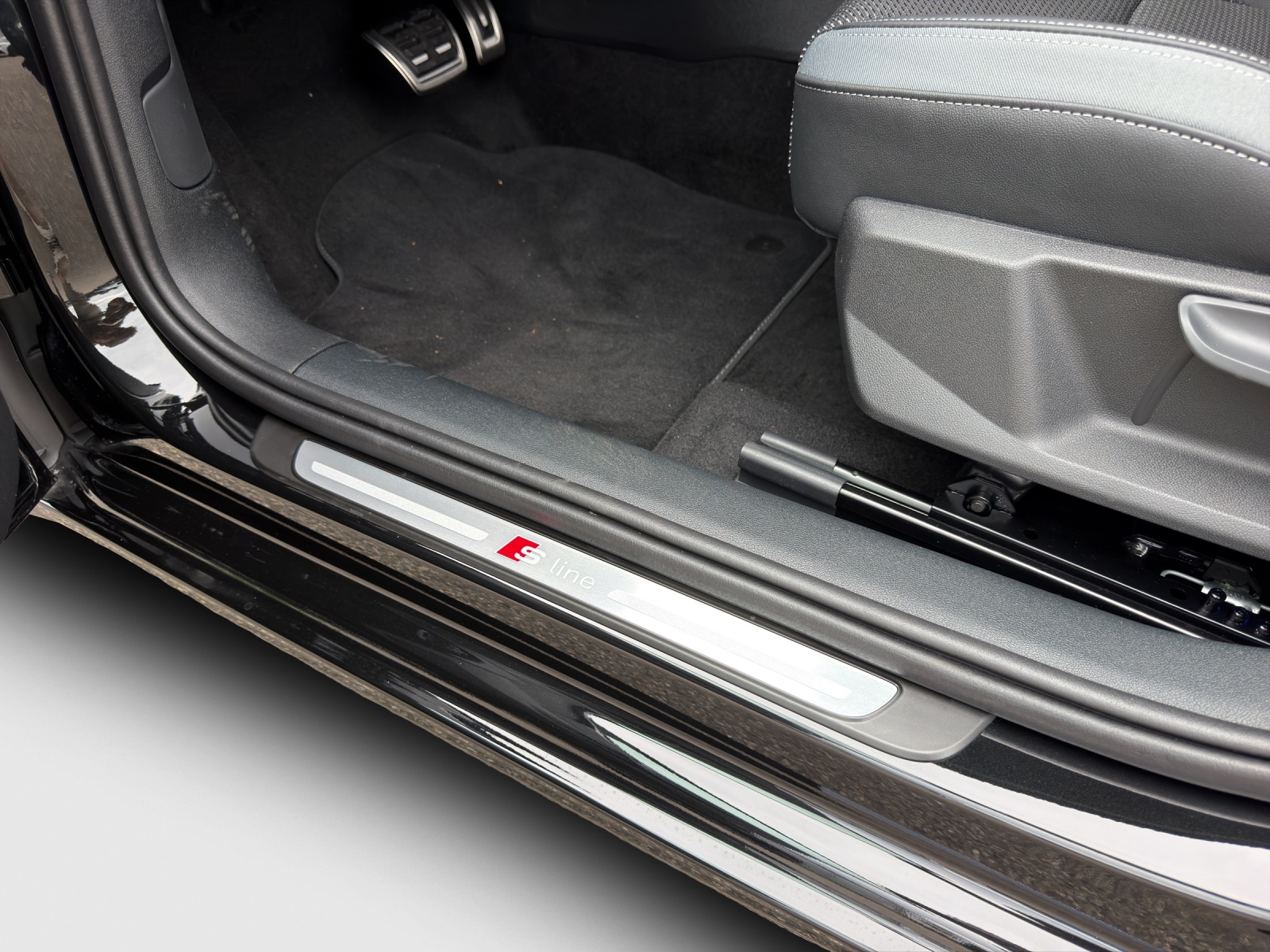 AUDI A1 Sportback 30 TFSI Attraction S-tronic-image-14