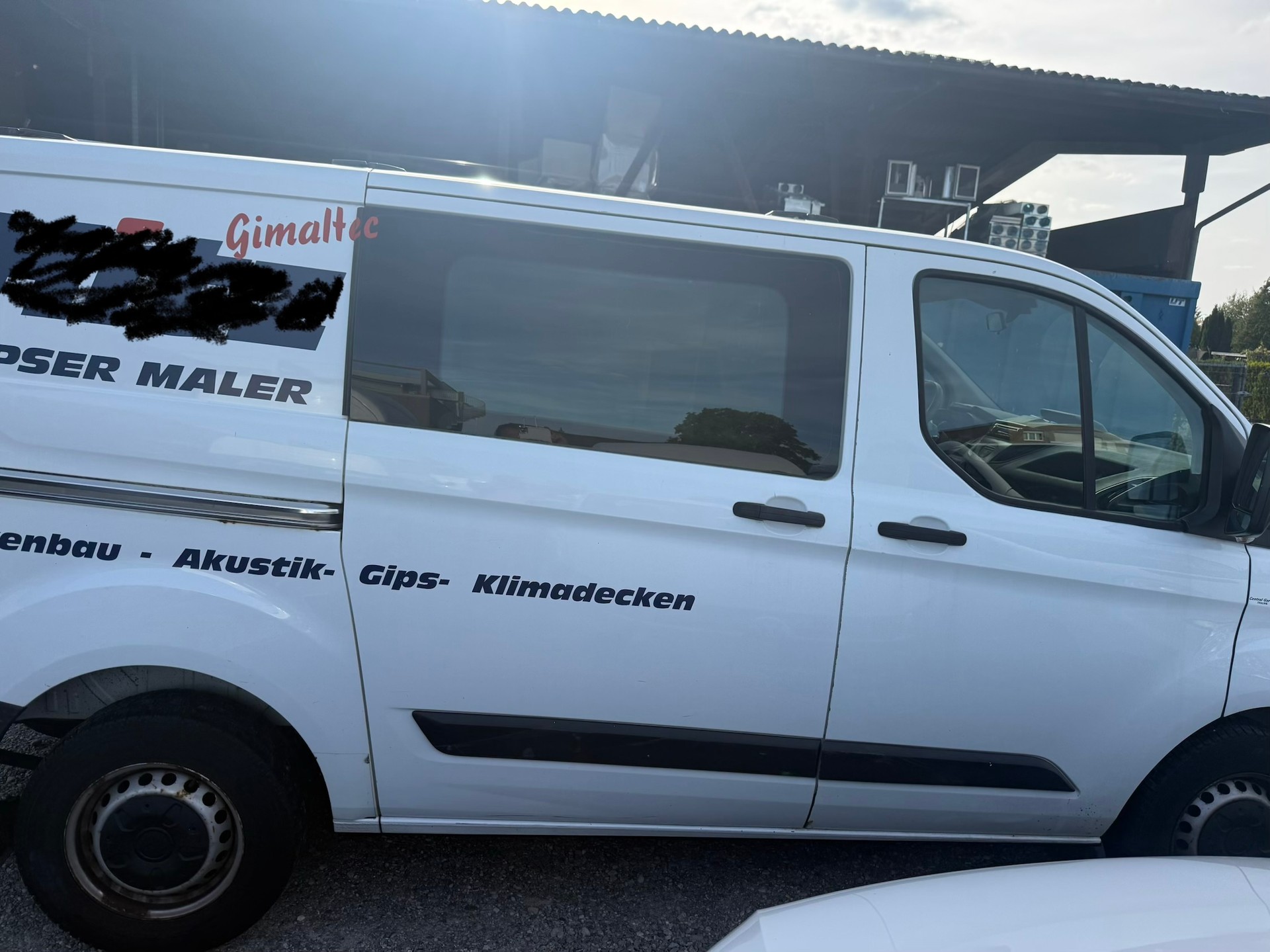 FORD Transit Custom Van 250 L1H1 Level 3-image-6