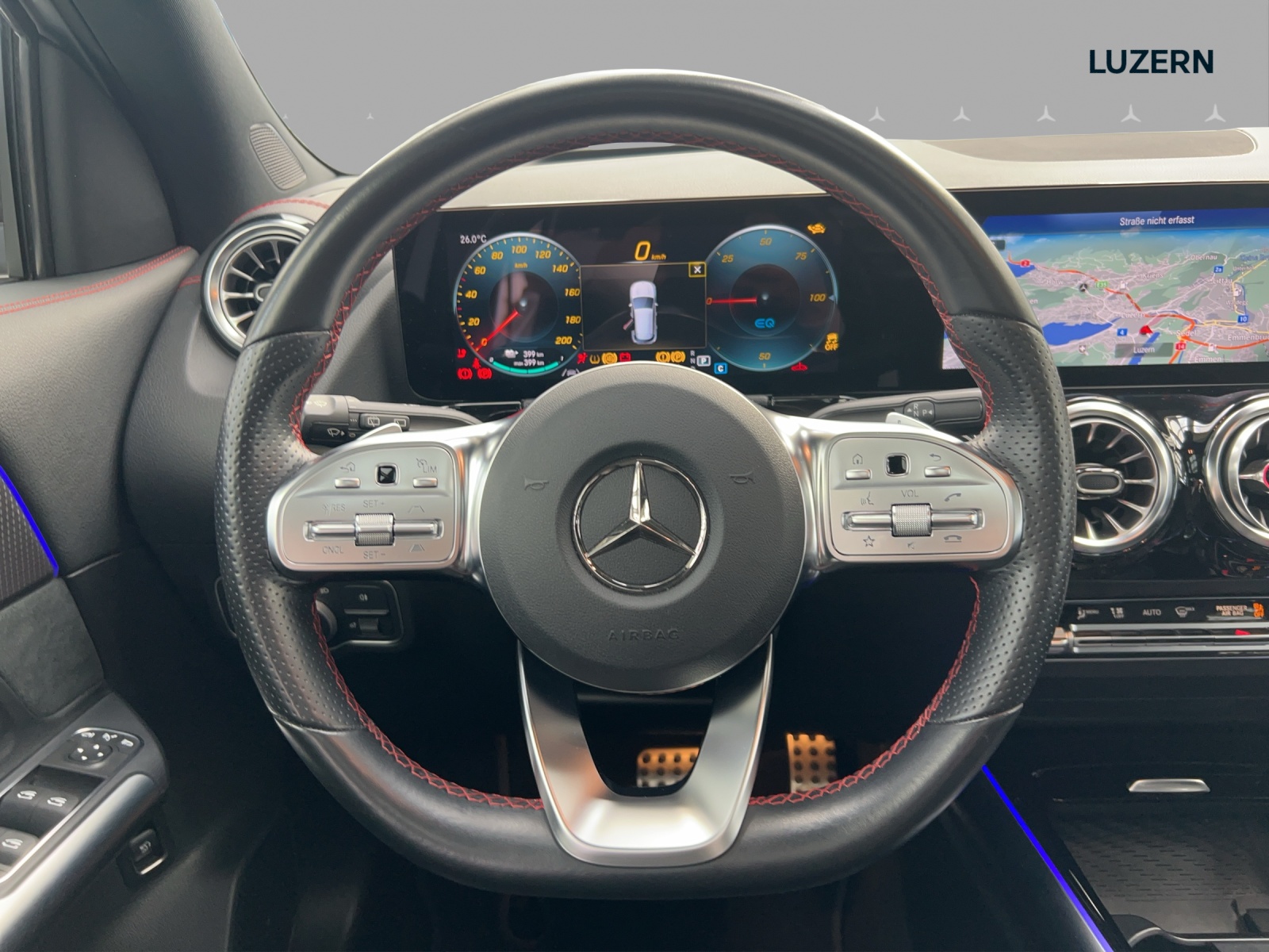 MERCEDES-BENZ EQA 350 AMG Line 4Matic-image-9