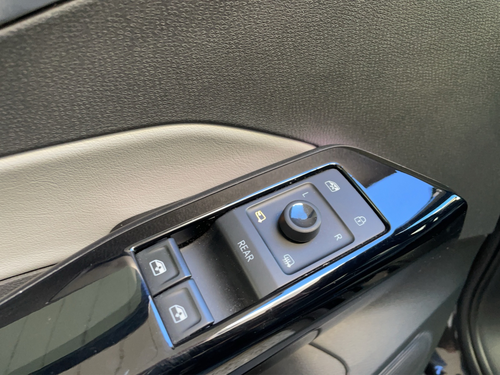 VW ID.3 Pro S 77 kWh Tour-image-11