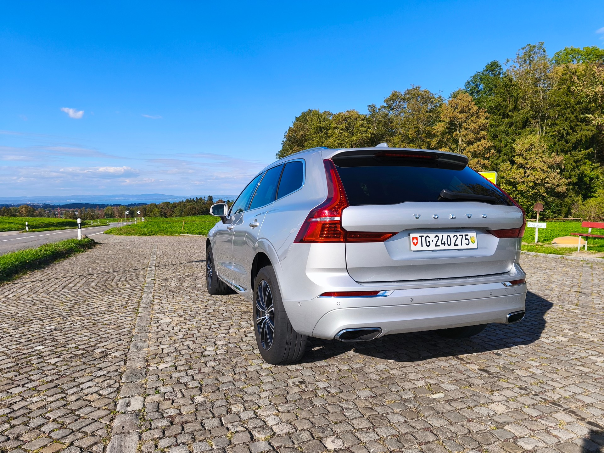 VOLVO 2.0 T8 TE Inscription AWD-image-2