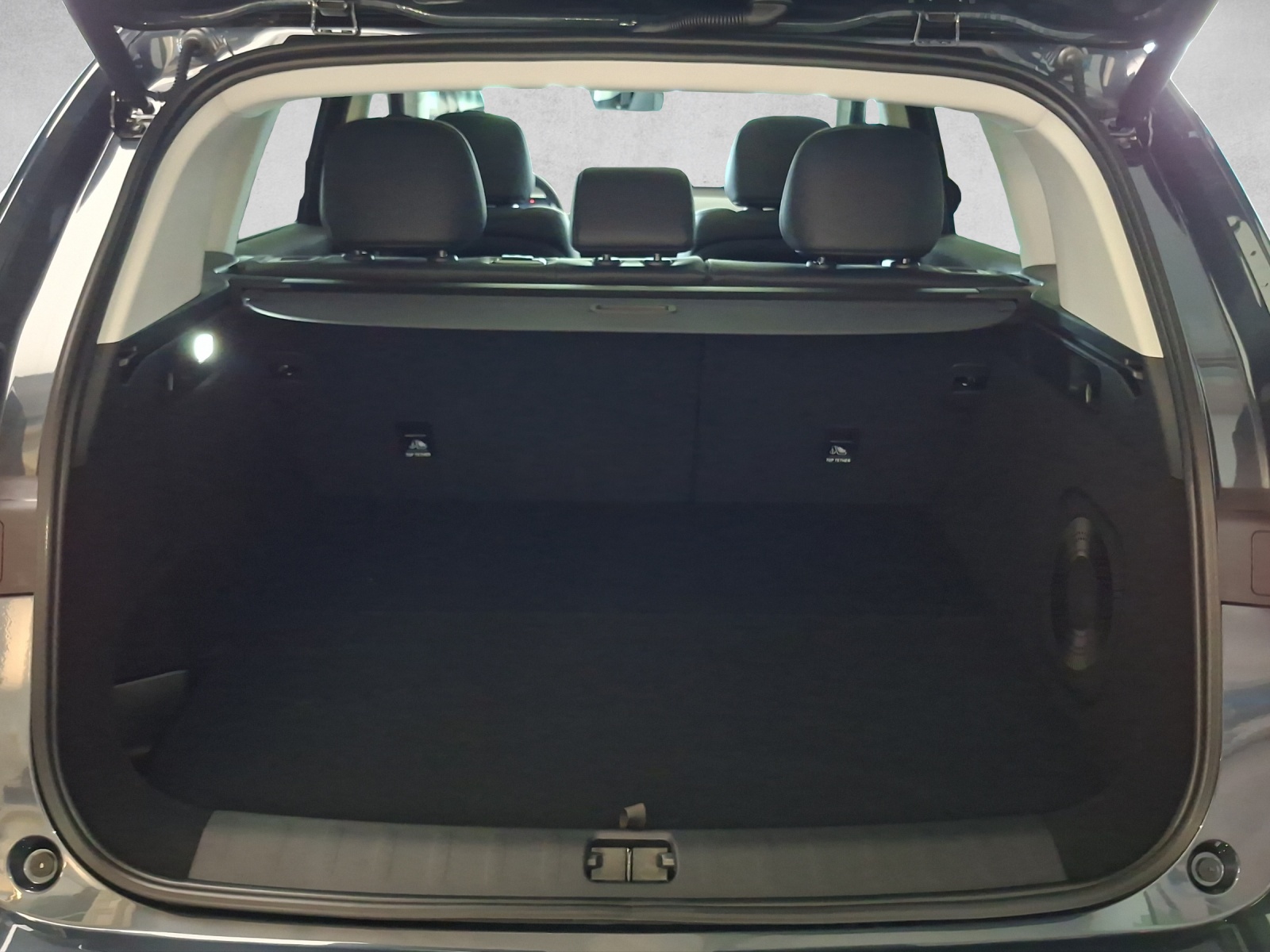 LEAPMOTOR C10 1.5 Hybrid EV-image-14